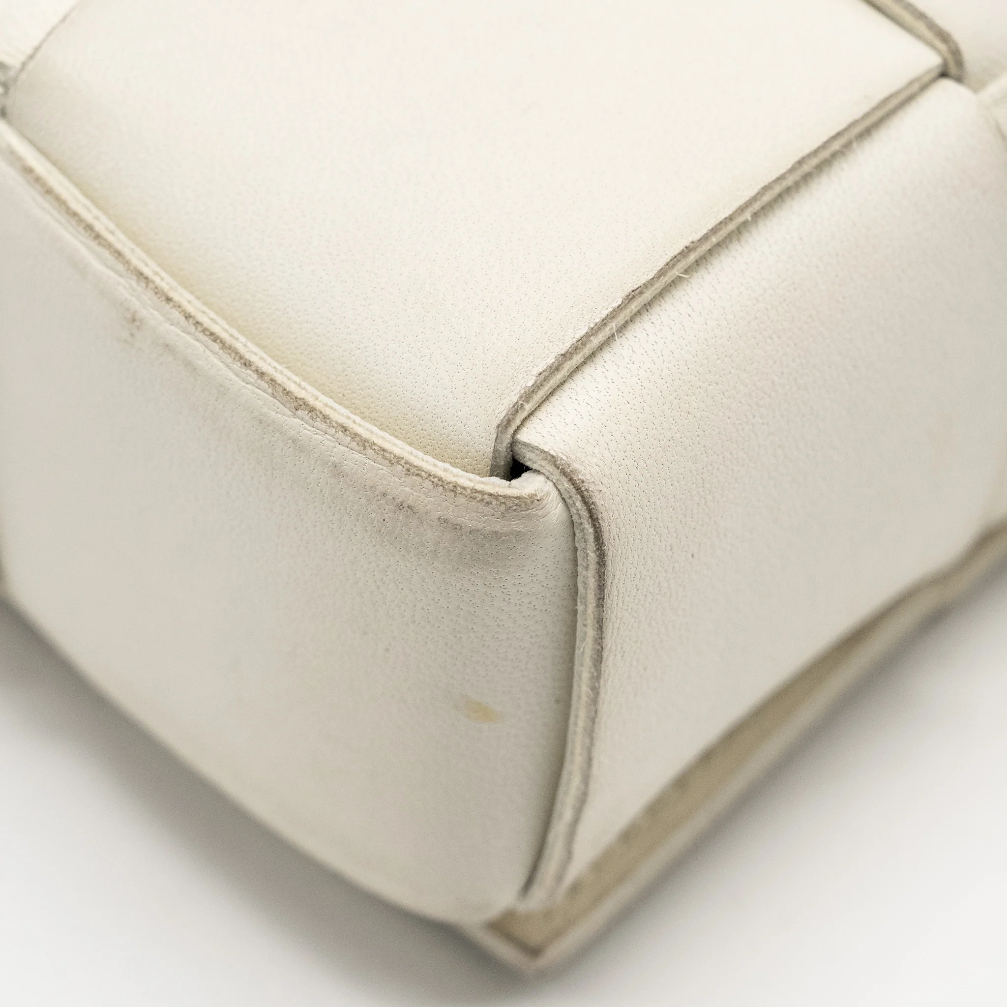 Bottega Veneta Small Cassette Bag Lambskin White SHW - Image 10