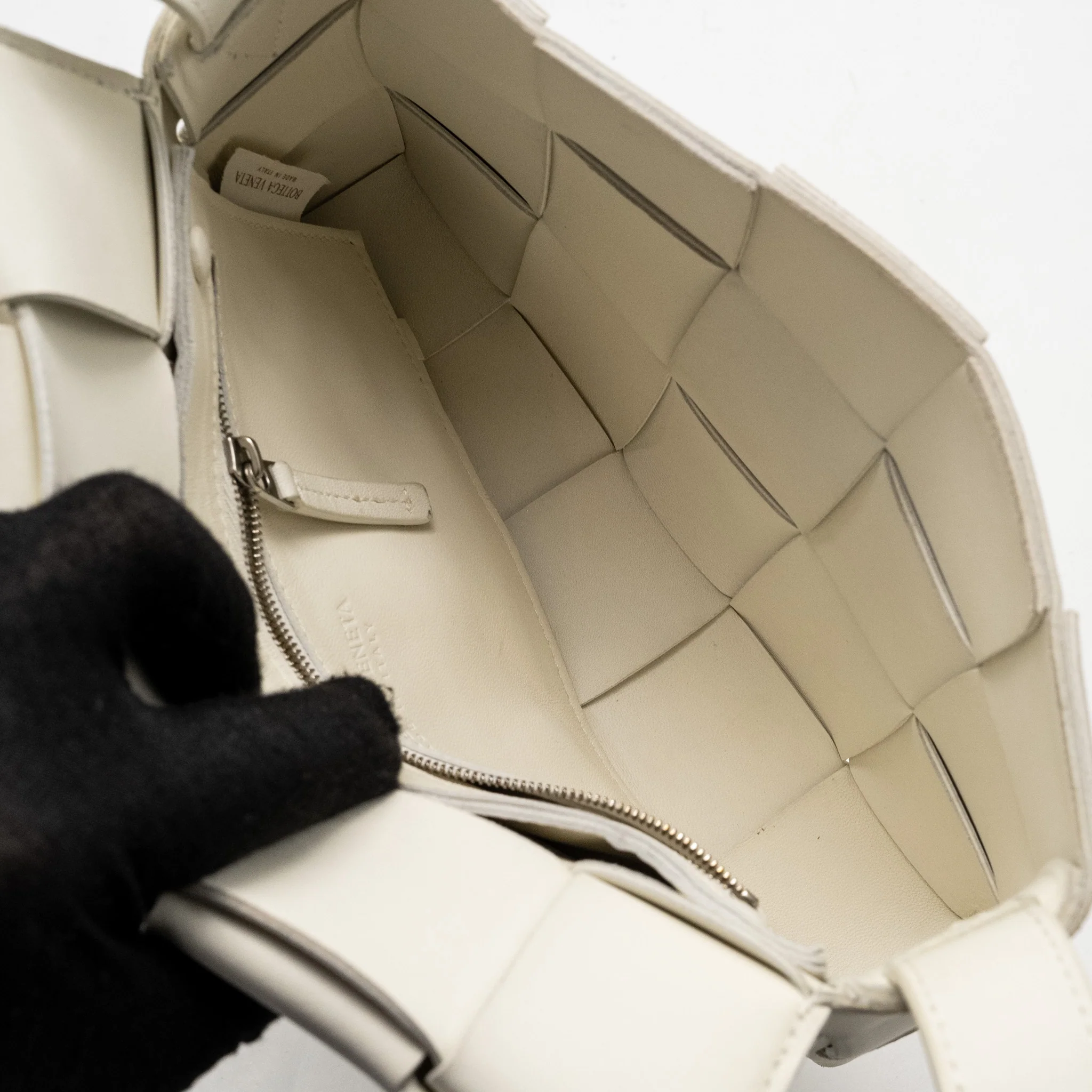 Bottega Veneta Small Cassette Bag Lambskin White SHW - Image 14