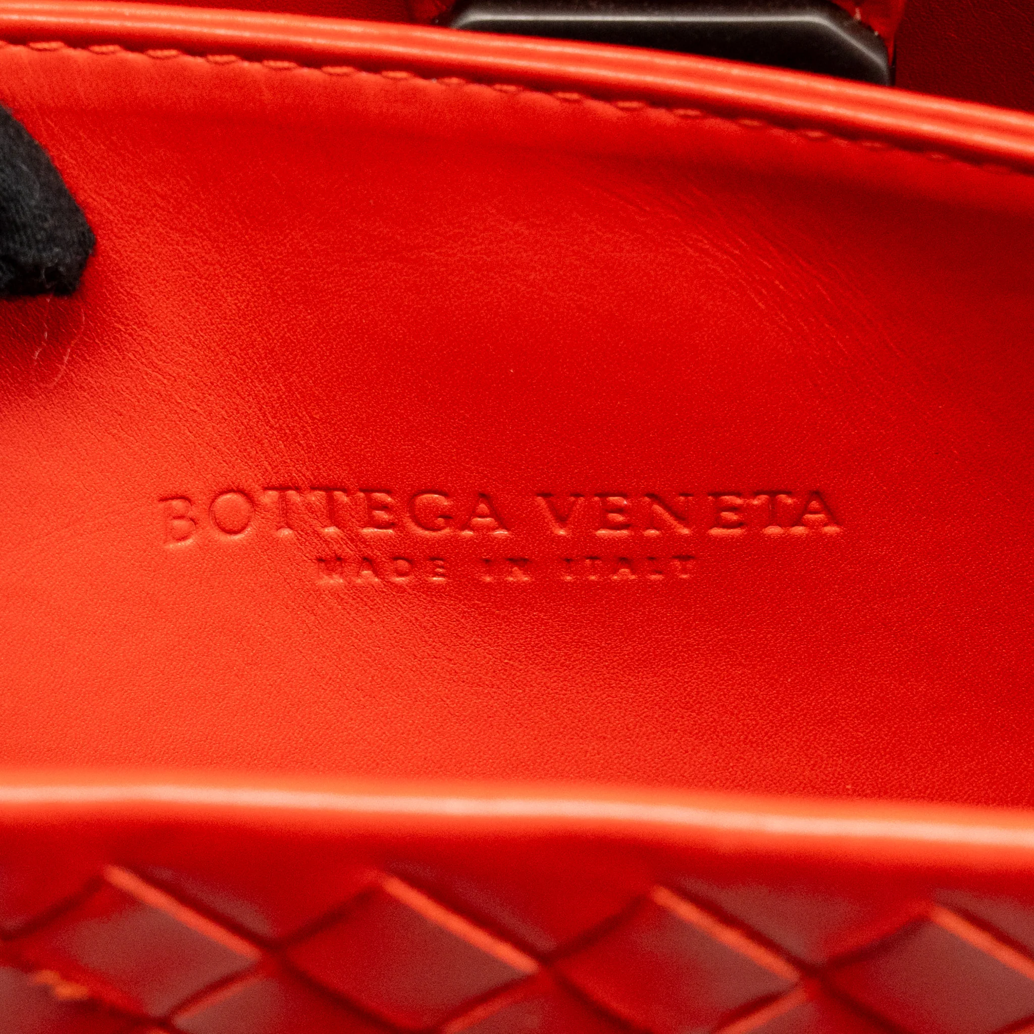 Bottega Veneta Small Roma Tote Bag Intrecciato Leather Red Gunmetal Tone Hardware - Image 14