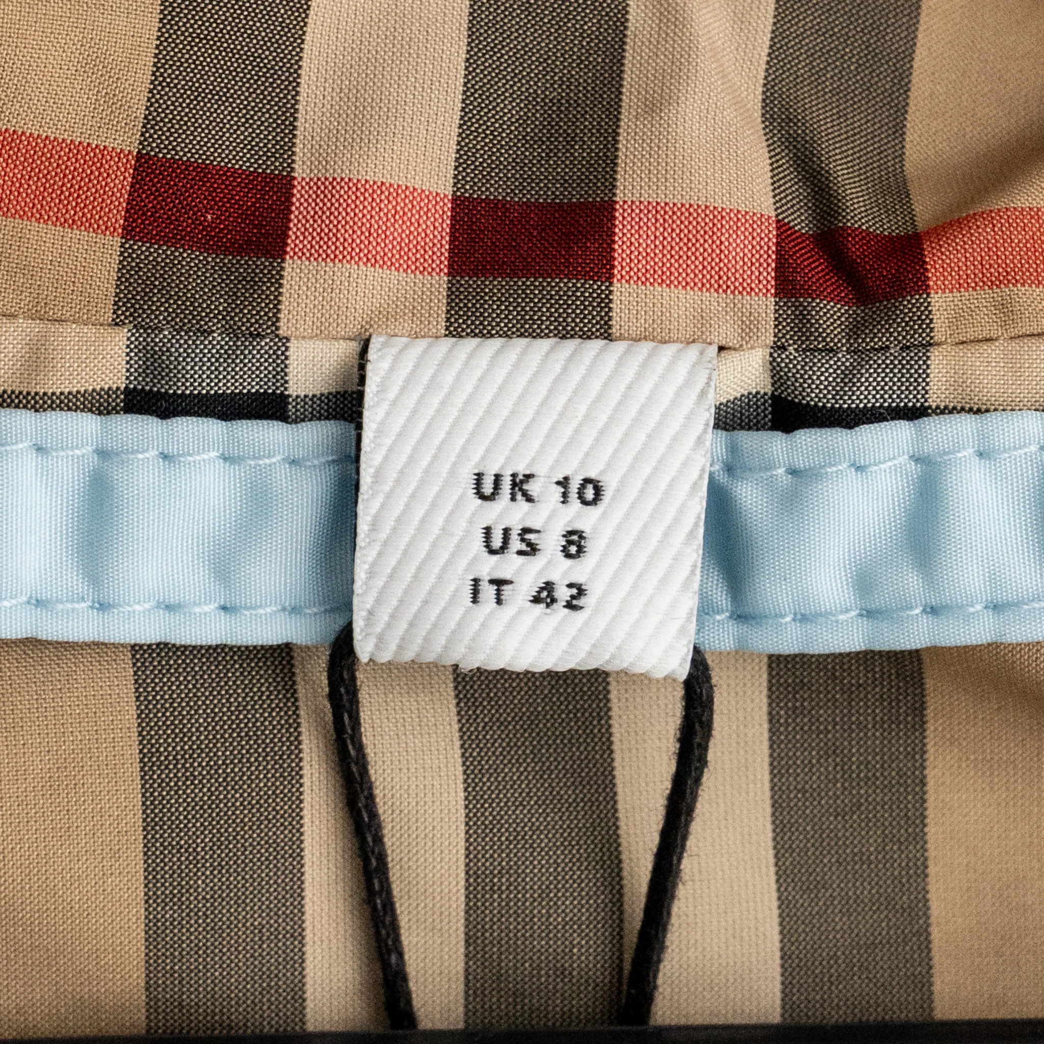 Burberry Size UK 10 Nylon Hooded Jacket Light Blue - Image 8