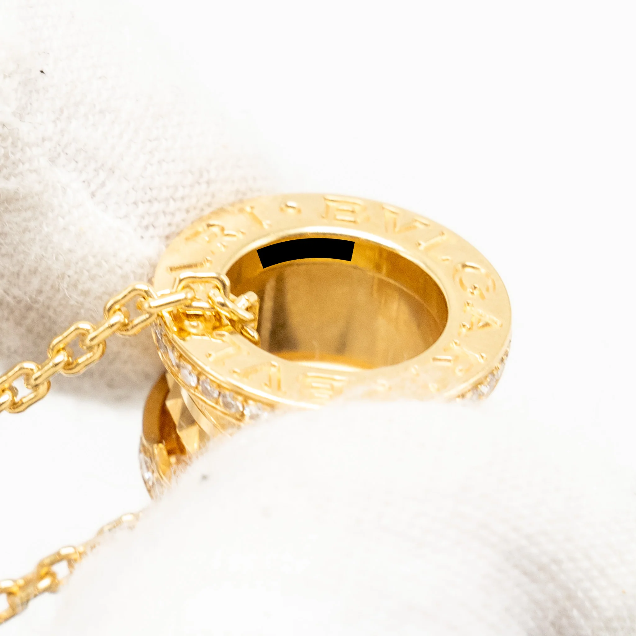 Bvlgari B.zero1 Necklace Yellow Gold, Diamonds - Image 5