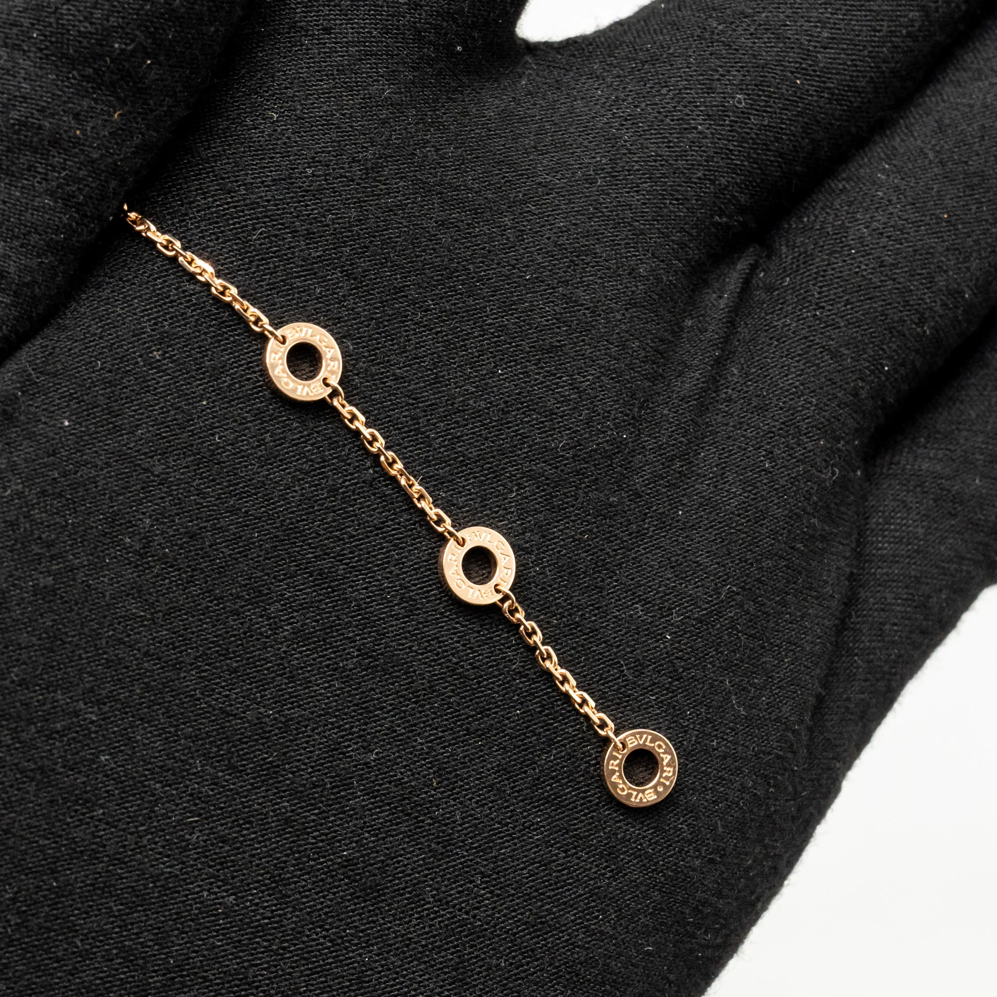 Bvlgari diva’s dream necklace 18k rose gold/ mother of pearl with diamonds - Image 6