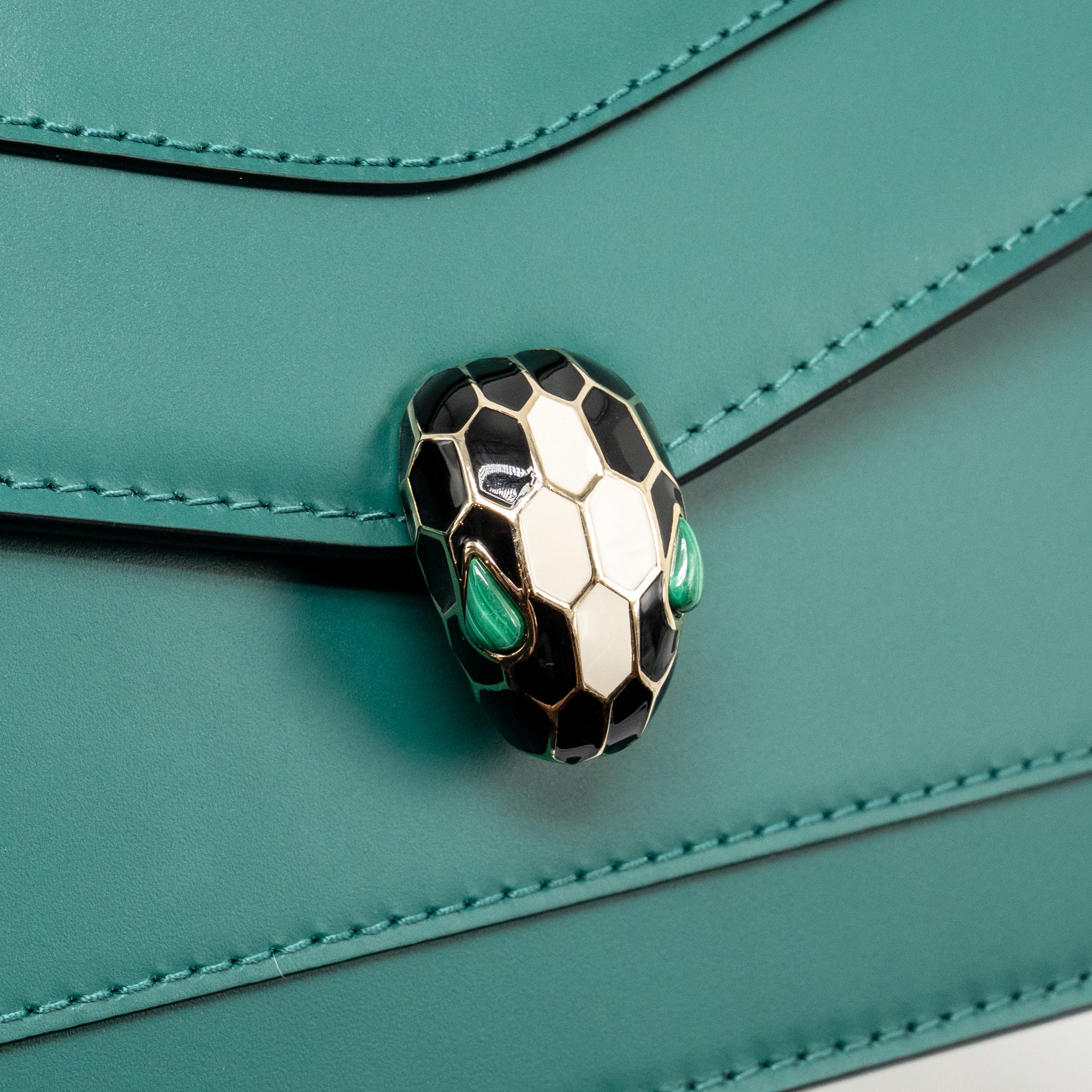 Bvlgari Serpenti Forever Wallet on Chain Calfskin Green LGHW - Image 12