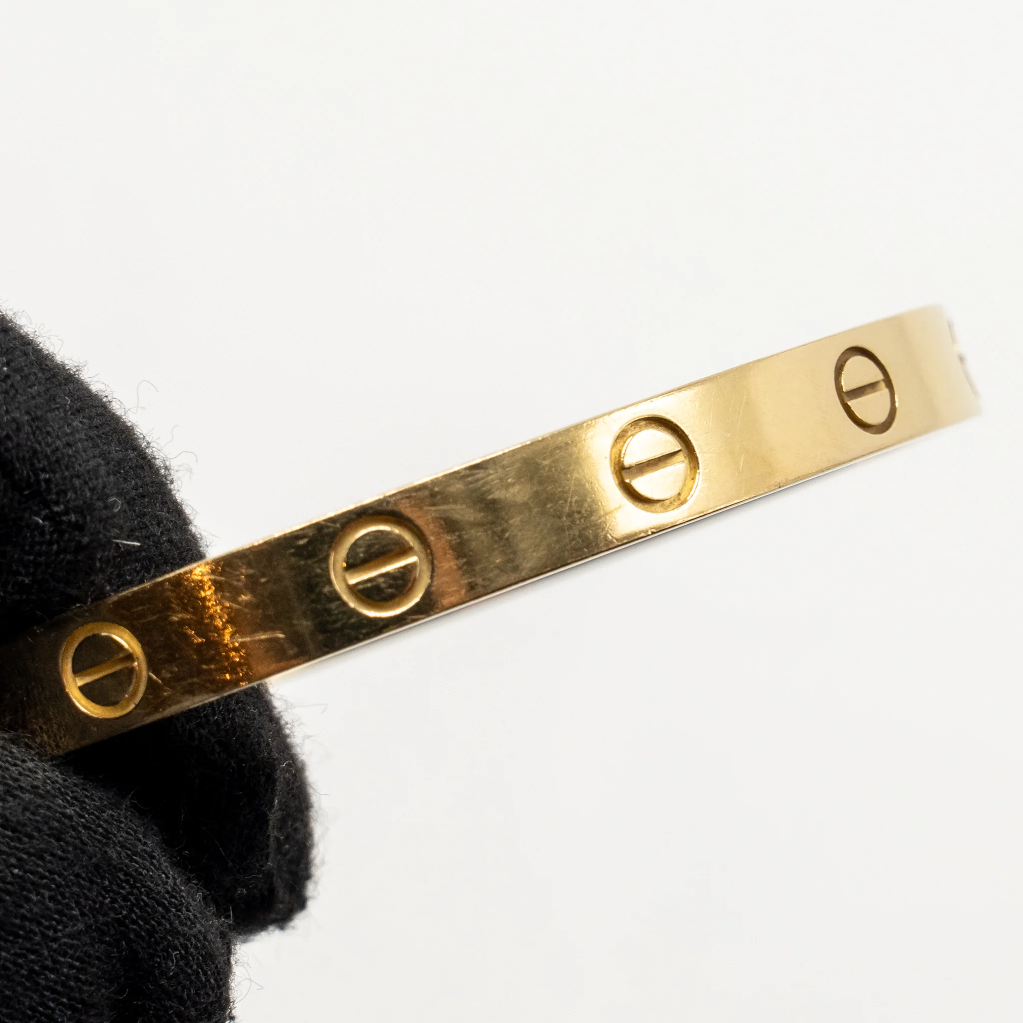 Cartier size 16 love bracelet classic model, yellow gold - Image 5