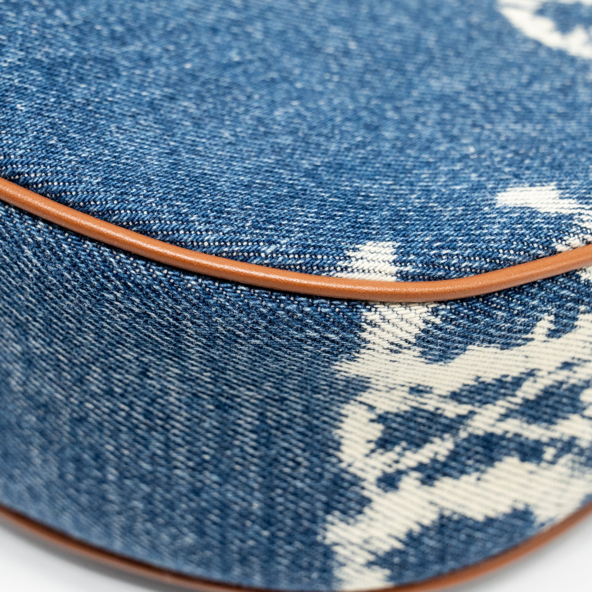Celine Medium Ava Bag With Triomphe Denim Navy/Tan GHW - Image 8