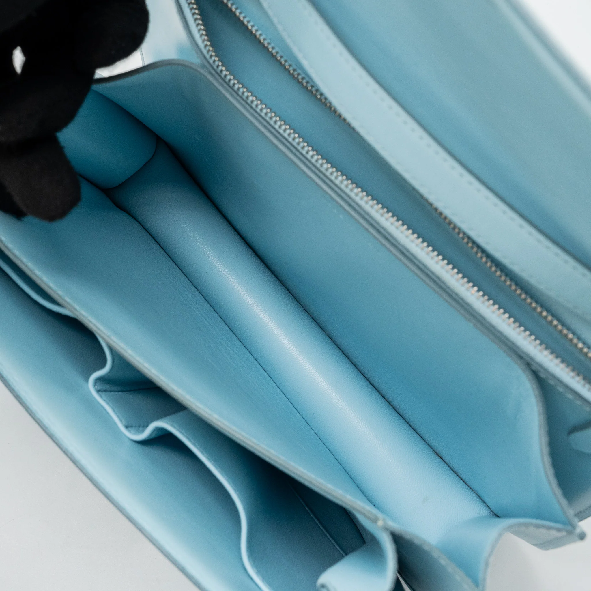 Celine medium classic box bag calfskin light blue SHW - Image 13