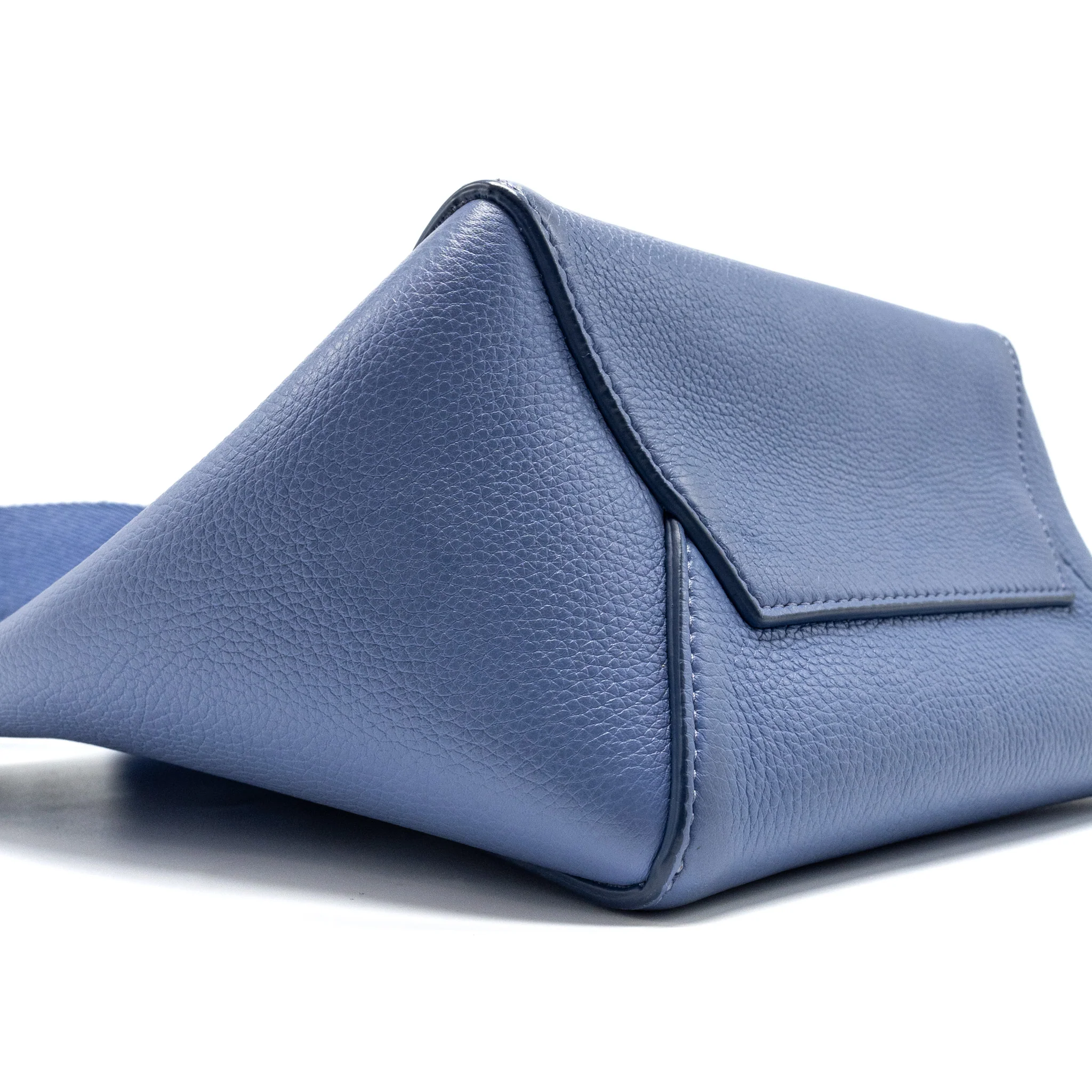 Celine Sangle Bucket Bag Calfskin light Purple SHW - Image 6