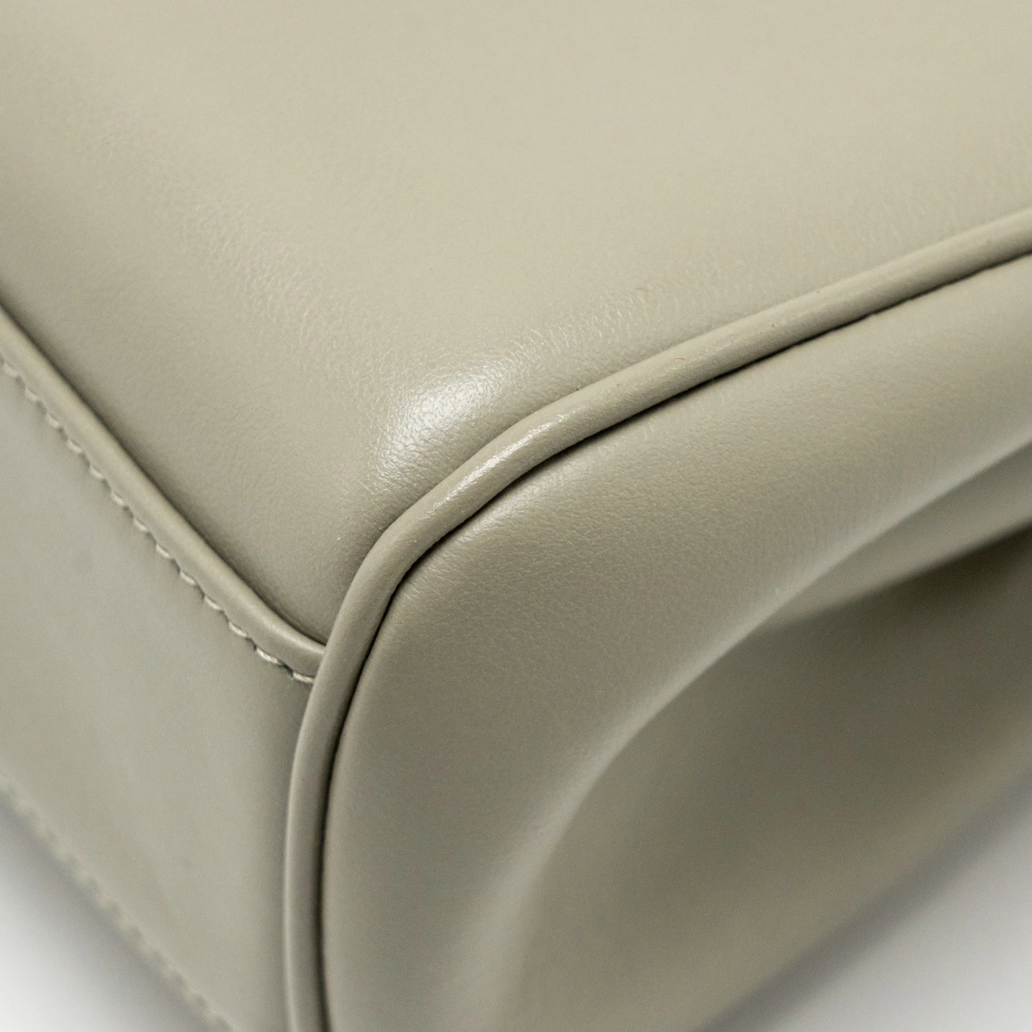 Celine Teen Soft 16 calfskin light olive green GHW - Image 10
