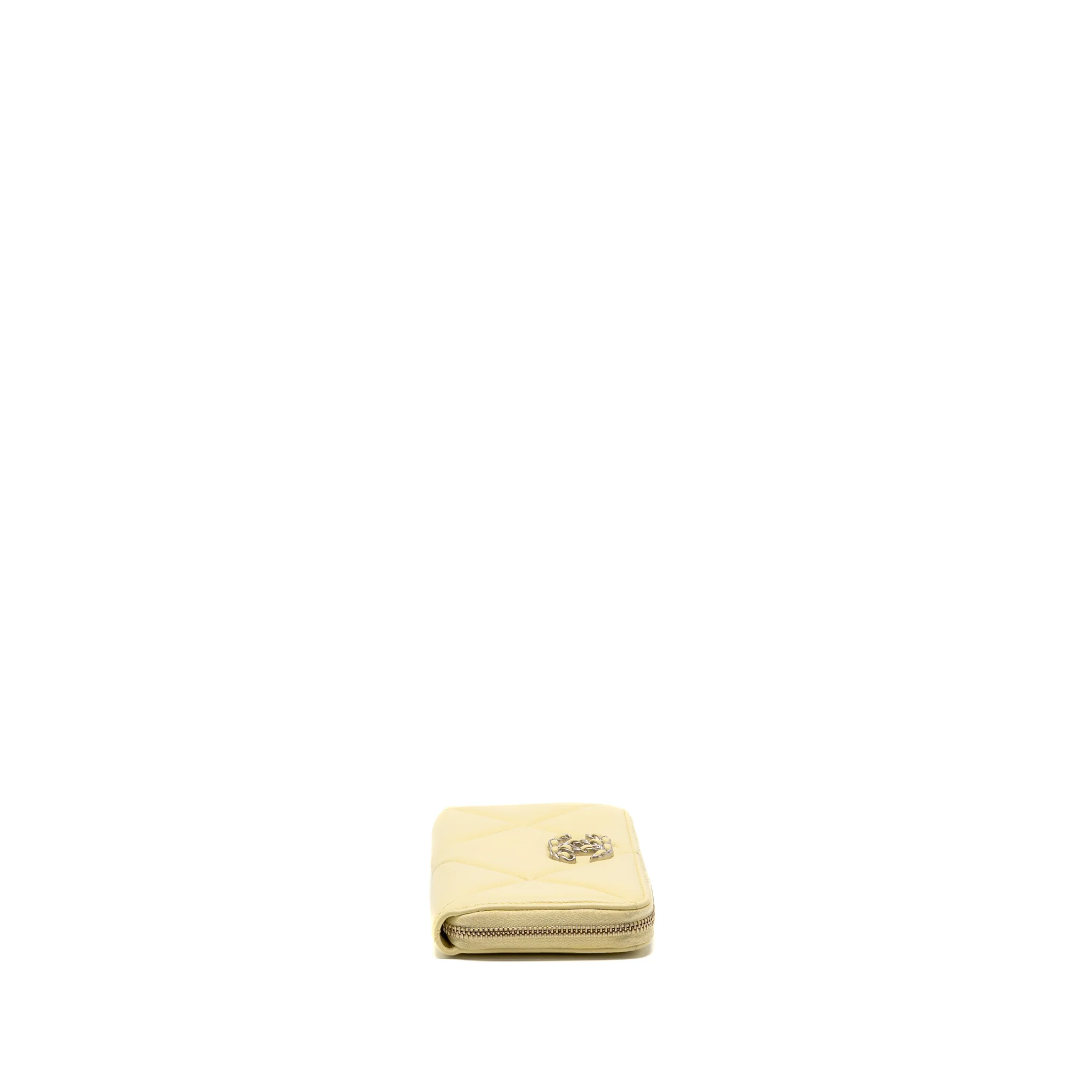 Chanel 19 long wallet lambskin yellow SHW (microchip) - Image 3