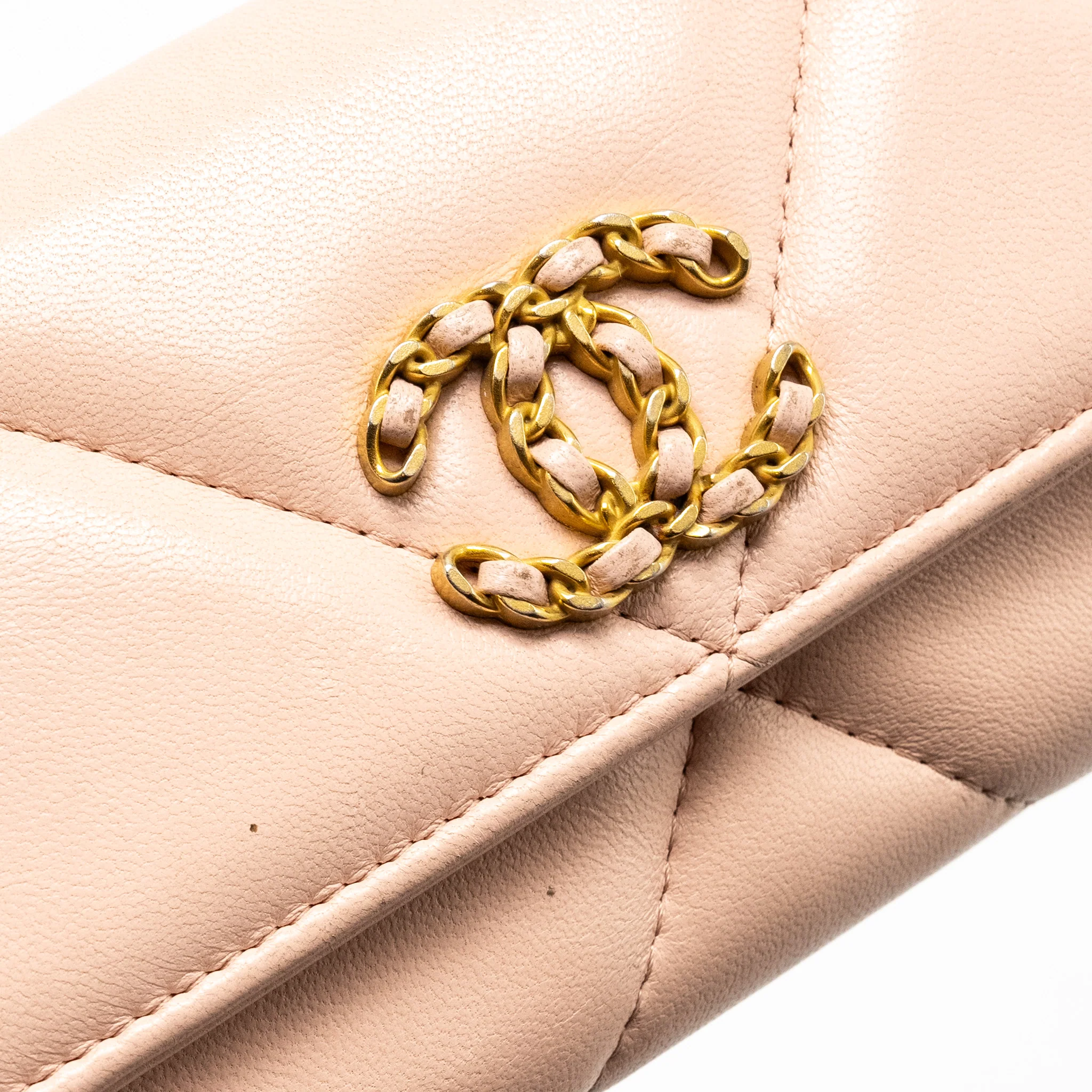 Chanel 19 Long Flap Wallet Lambskin Pink GHW (Microchip) - Image 8
