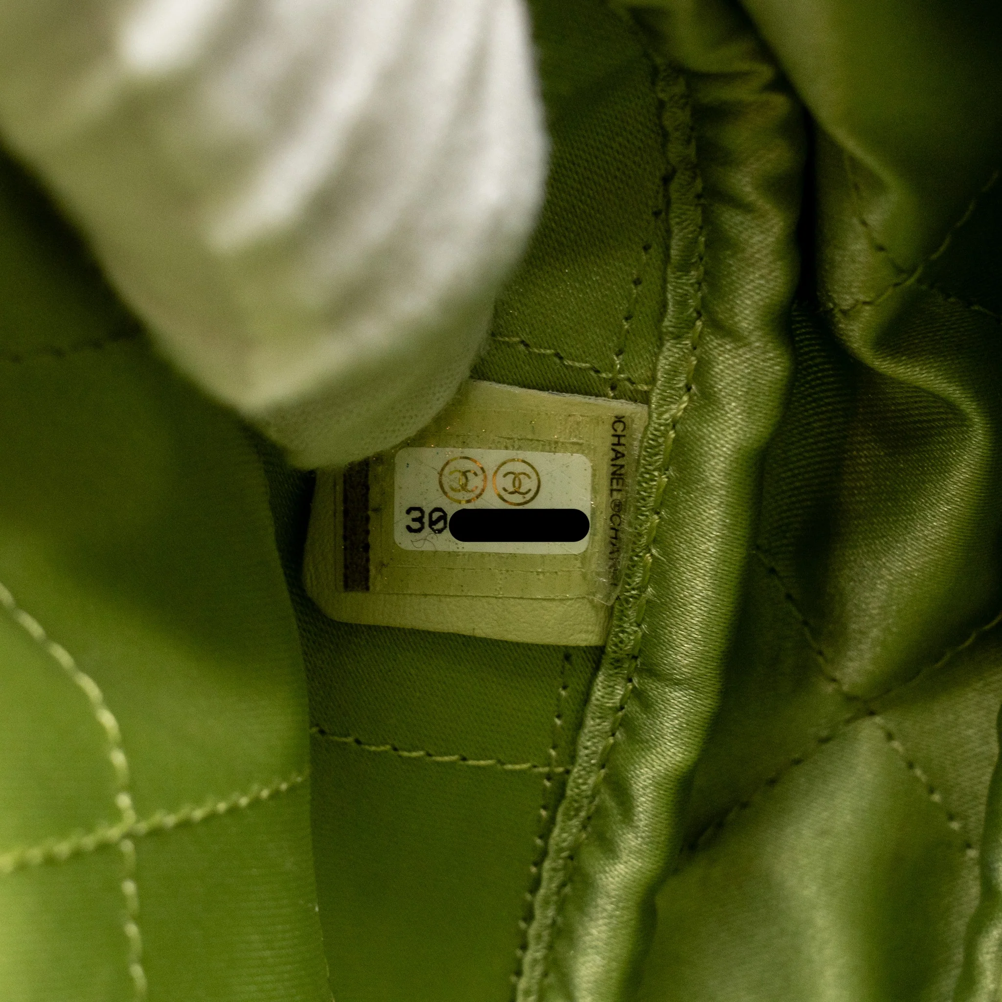 Chanel 20a Diamond Shape Crossbody Bag Quilted Lambskin Light Green GHW - Image 13
