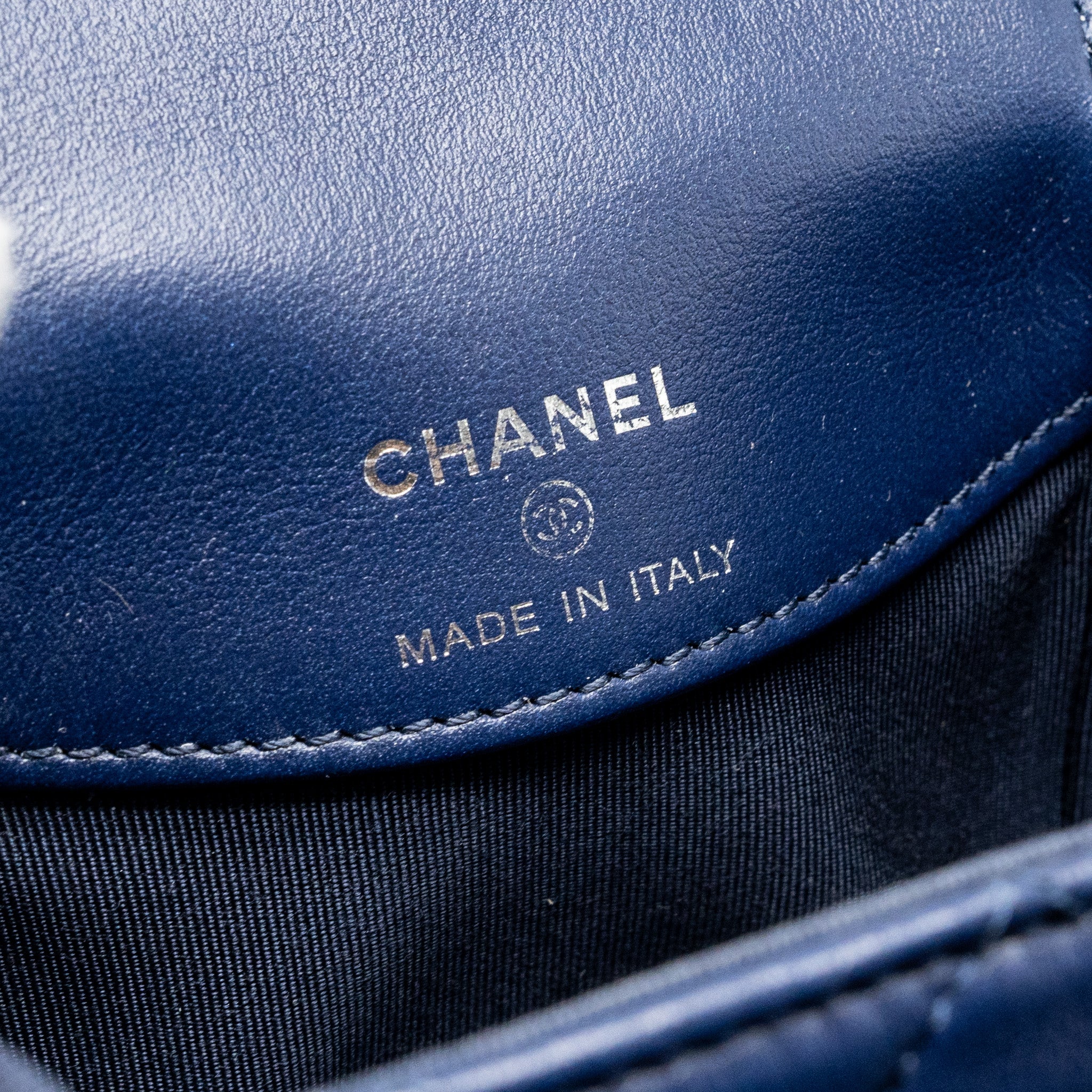 Chanel 20C mini trunk Flap bag Calfskin Navy blue Ruthenium hardware - Image 11