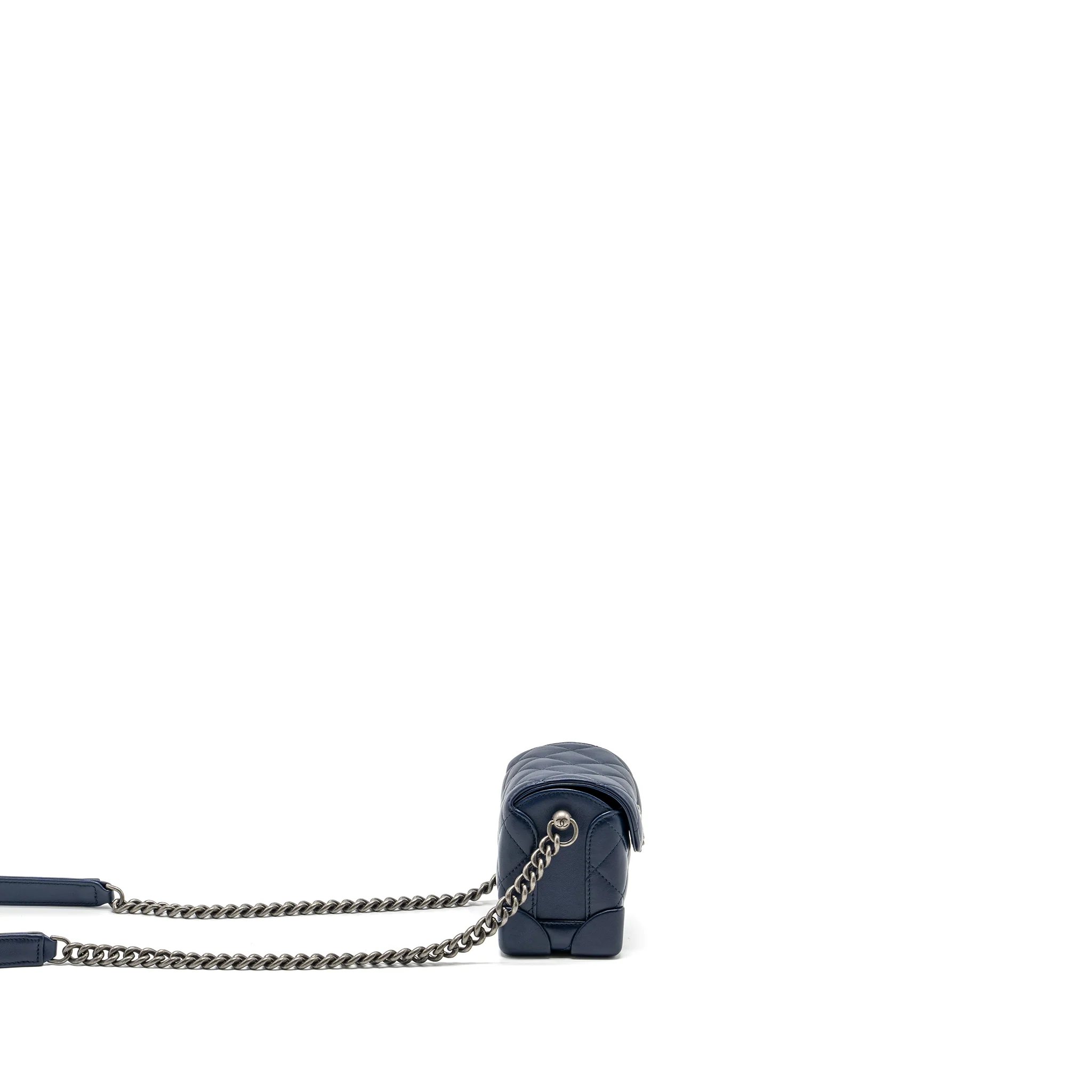 Chanel 20C mini trunk Flap bag Calfskin Navy blue Ruthenium hardware - Image 3