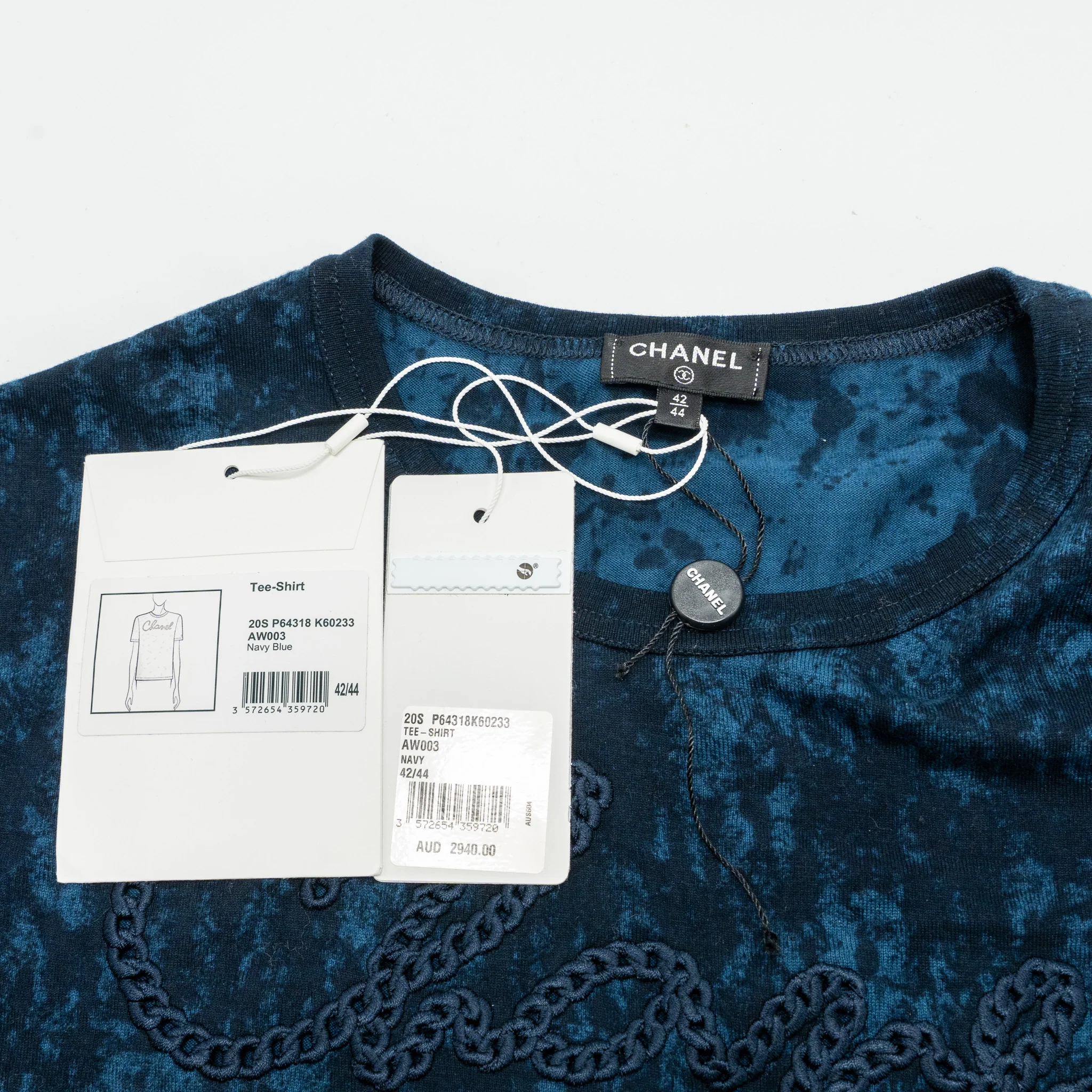 Chanel Size 42/44 20S Signature Logo with Crystal CC Logo Plaque T-shirt Cotton Navy Blue - Image 7