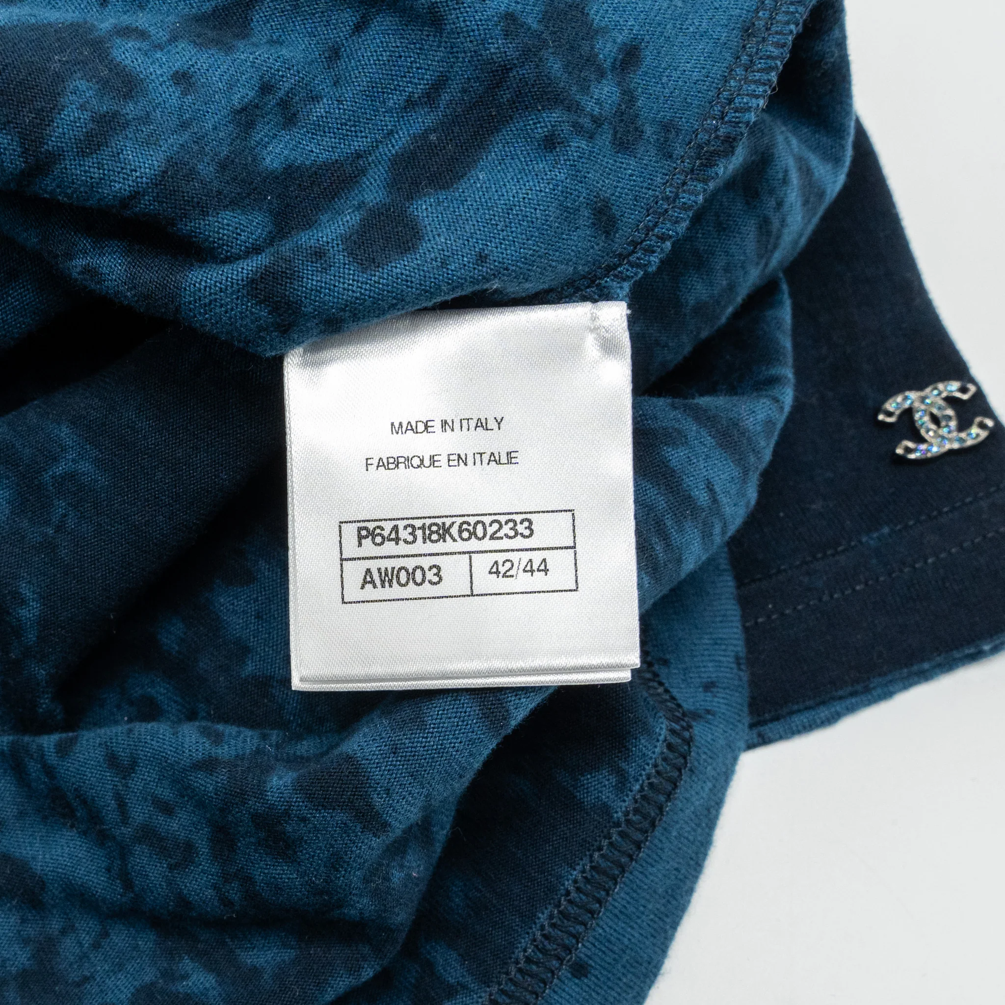 Chanel Size 42/44 20S Signature Logo with Crystal CC Logo Plaque T-shirt Cotton Navy Blue - Image 8