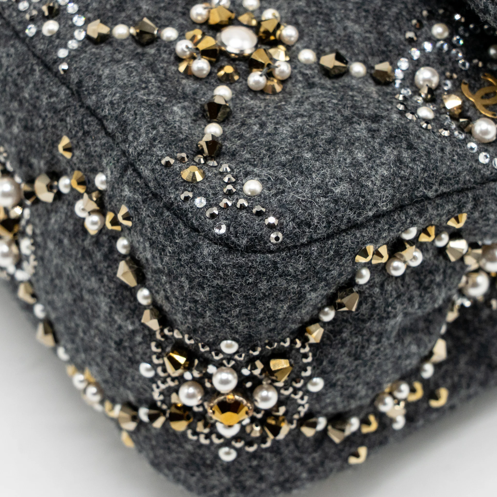 Chanel 21A pearl strass crystal medium classic double flap bag fabric grey LGHW - Image 10