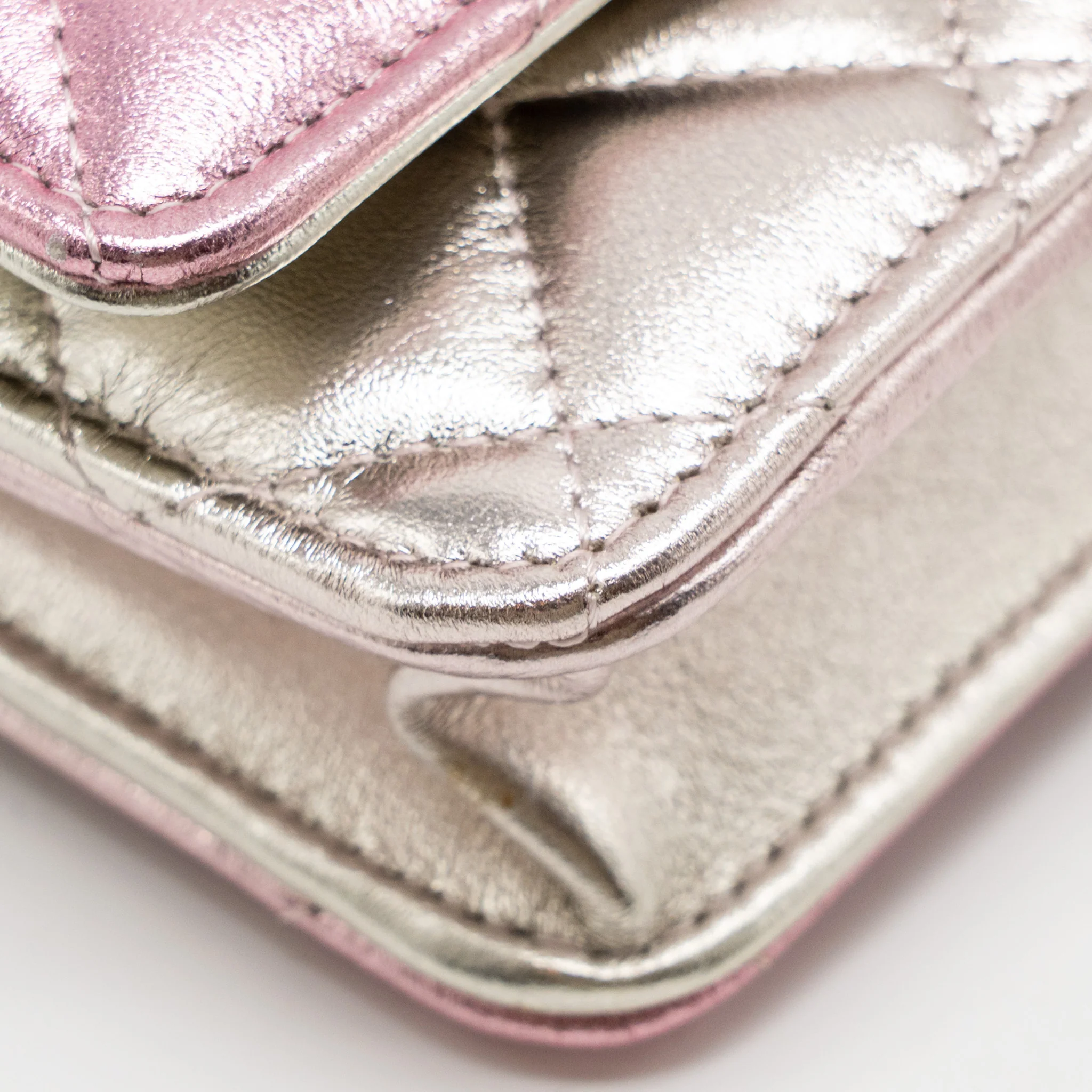 Chanel 21k Wallet On Chain Iridescent Lambskin LGHW (microchip) - Image 8