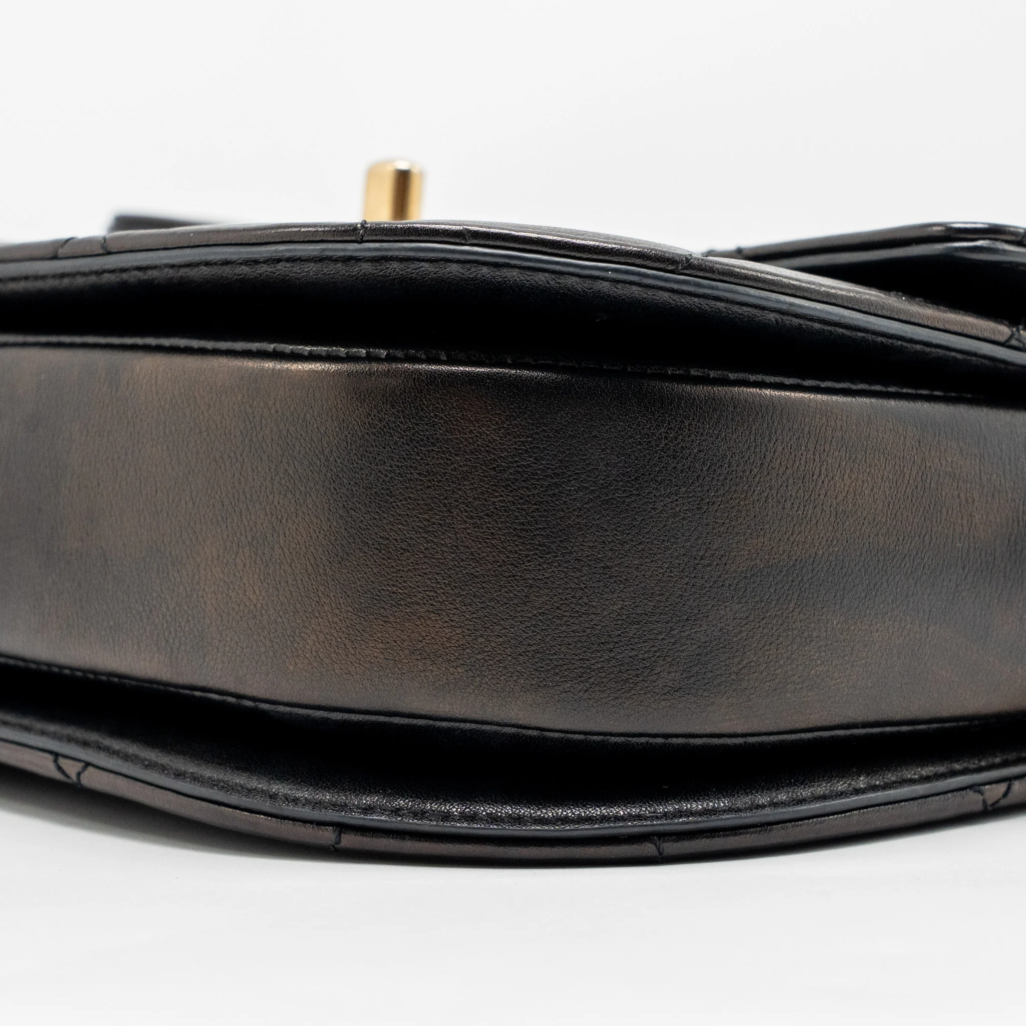 Chanel 21S Moon Messenger Bag Calfskin Black GHW - Image 7
