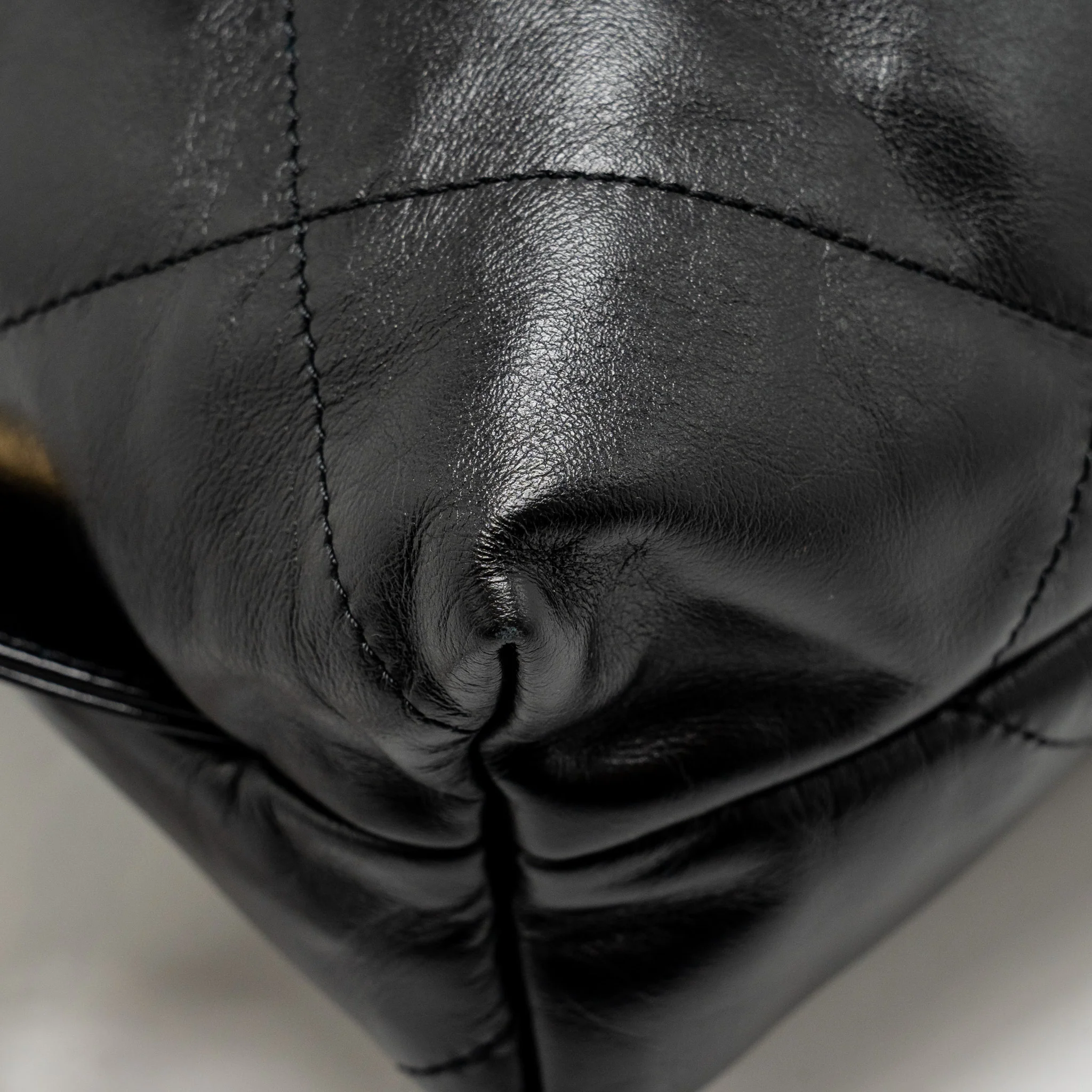 Chanel Large 22 Backpack Gold Letter Logo Shiny Calfskin Black GHW(microchip) - Image 10