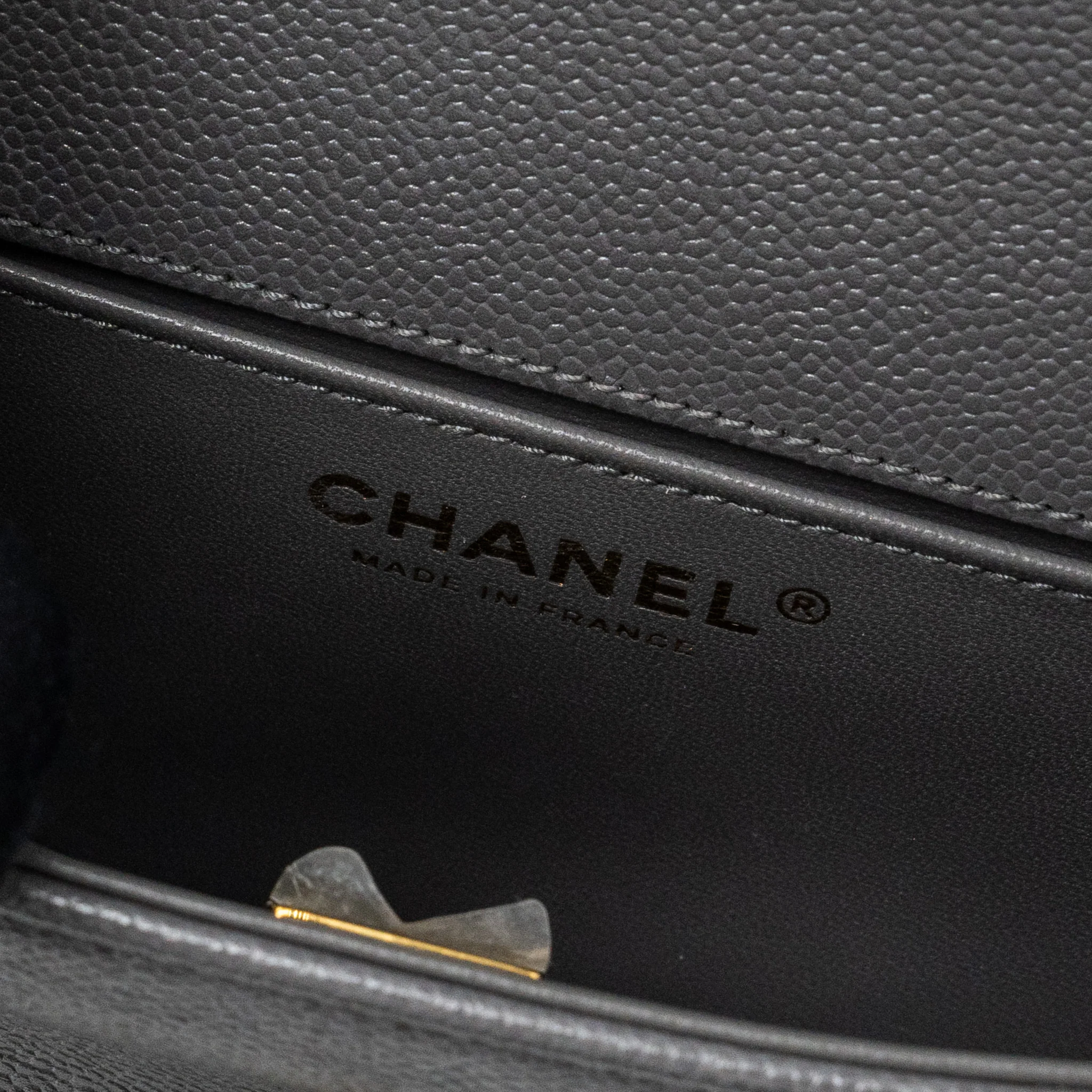 Chanel 22A Round Boy Messenger Bag Caviar Grey GHW(Microchip) - Image 16