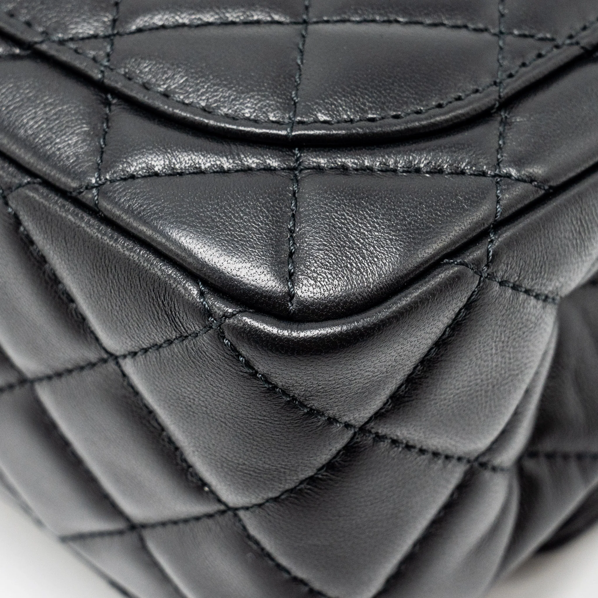 Chanel pearl crush mini square flap bag lambskin black GHW (microchip) - Image 12
