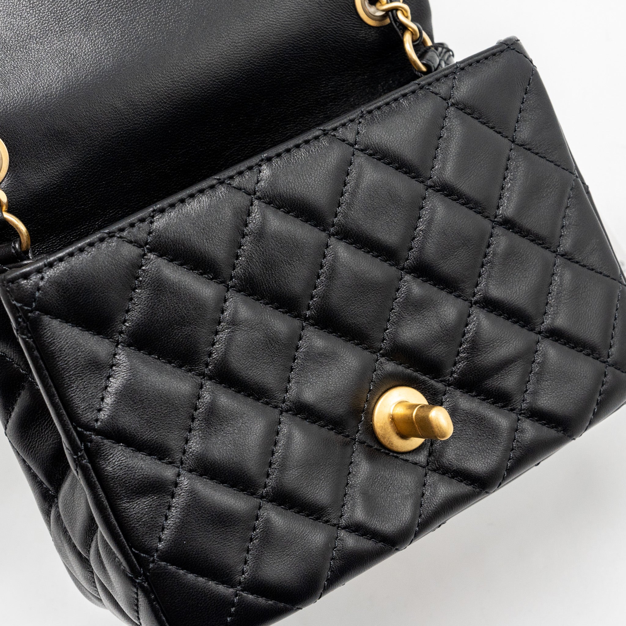 Chanel pearl crush mini square flap bag lambskin black GHW (microchip) - Image 16