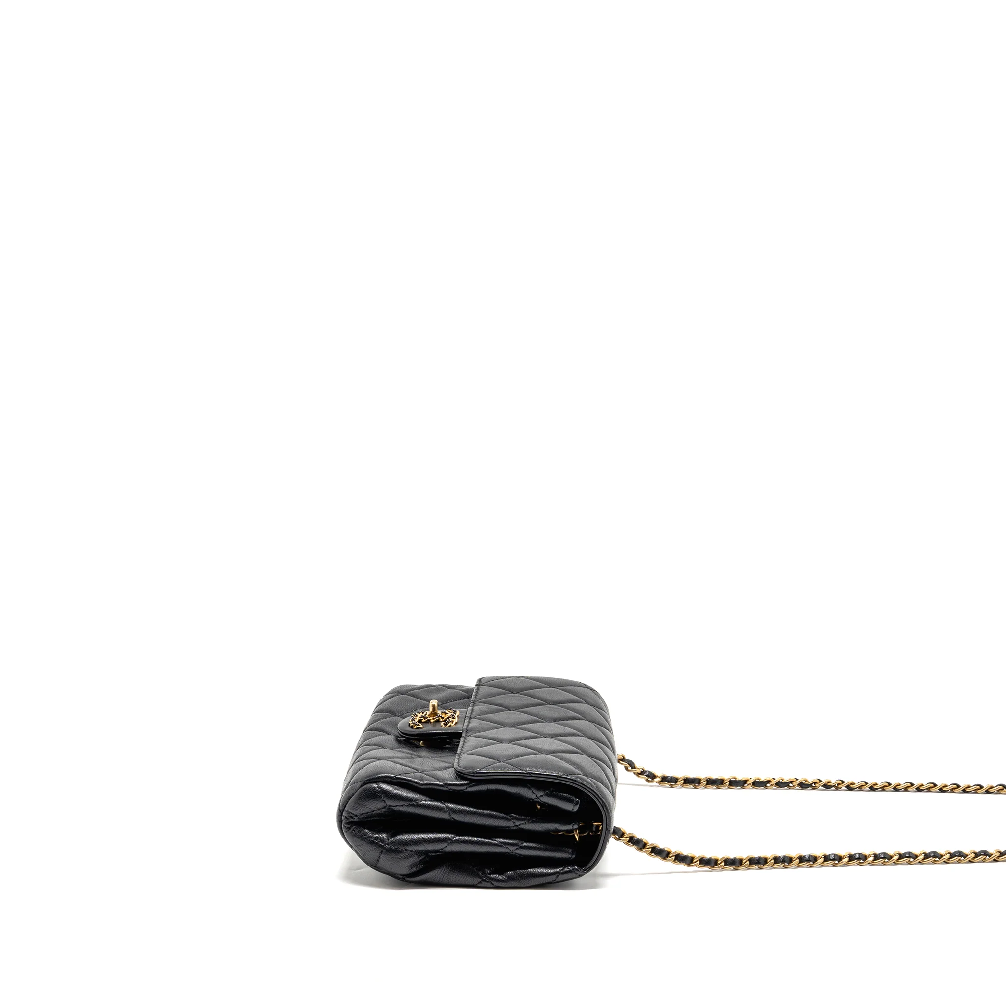 Chanel 22c Quilted Flap Bag Lambskin Black GHW (microchip) - Image 4