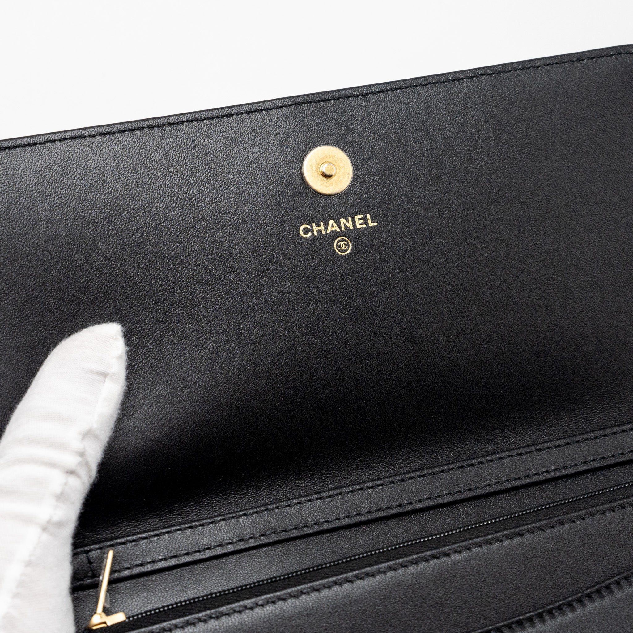 Chanel 23A clutch with chain lambskin black GHW (microchip) - Image 10