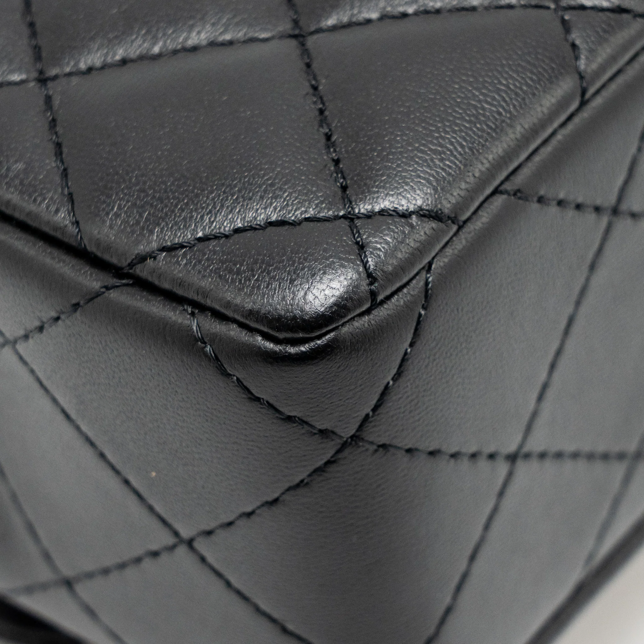 Chanel 23B Quilted Mini Rectangular Flap Bag Lambskin Black/Beige LGHW (Microchip) - Image 11