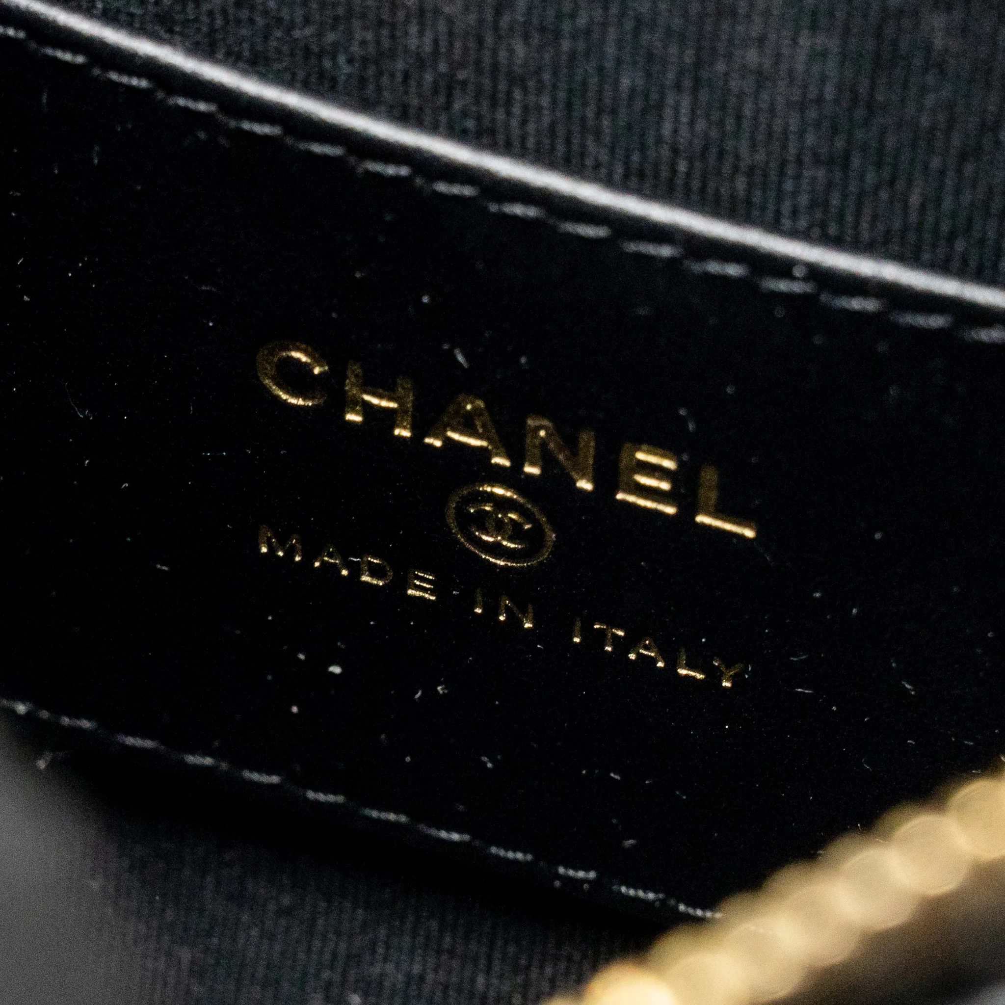Chanel 23b Round Clutch Caviar Black LGHW (microchip) - Image 13