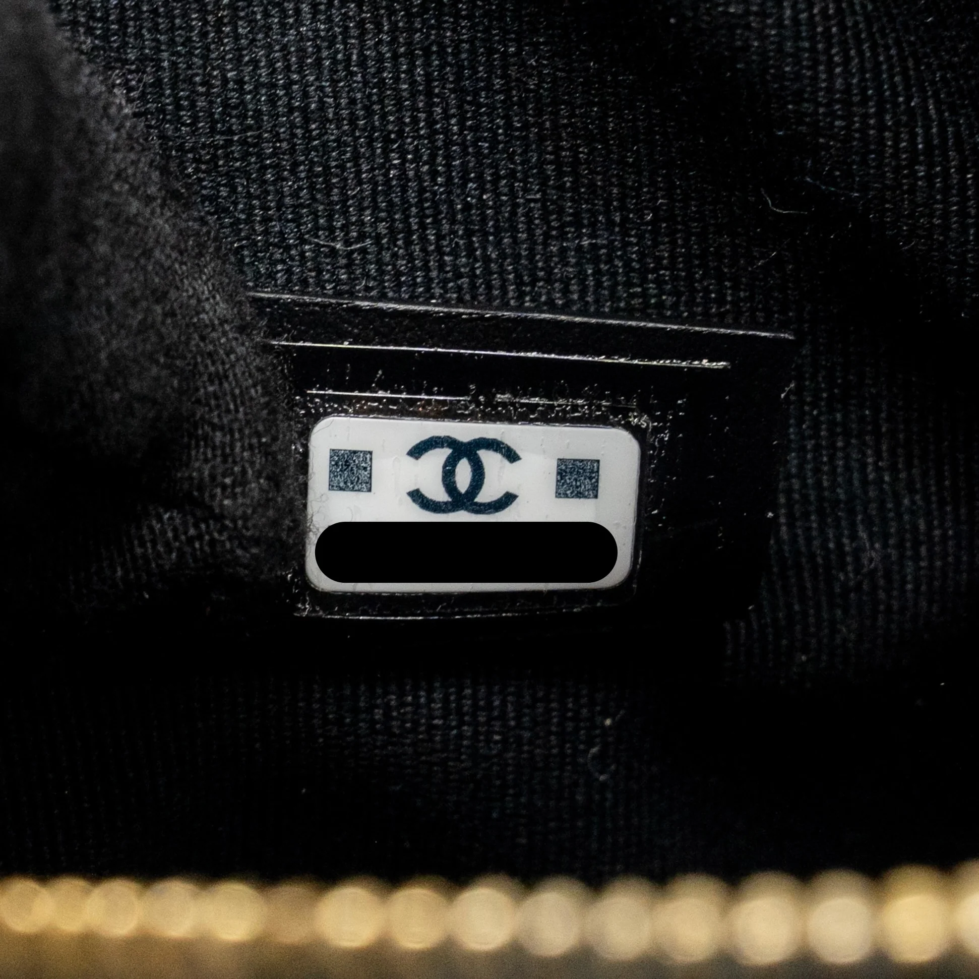 Chanel 23b Round Clutch Caviar Black LGHW (microchip) - Image 14