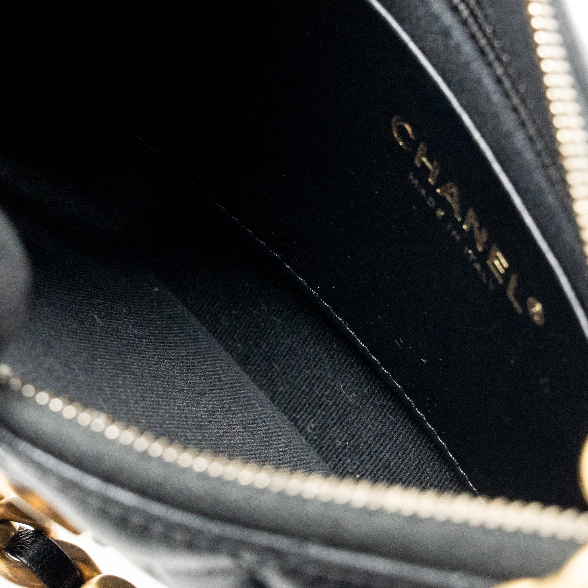 Chanel 23b Round Hobo Shoulder bag Lambskin Black GHW (microchip) - Image 12