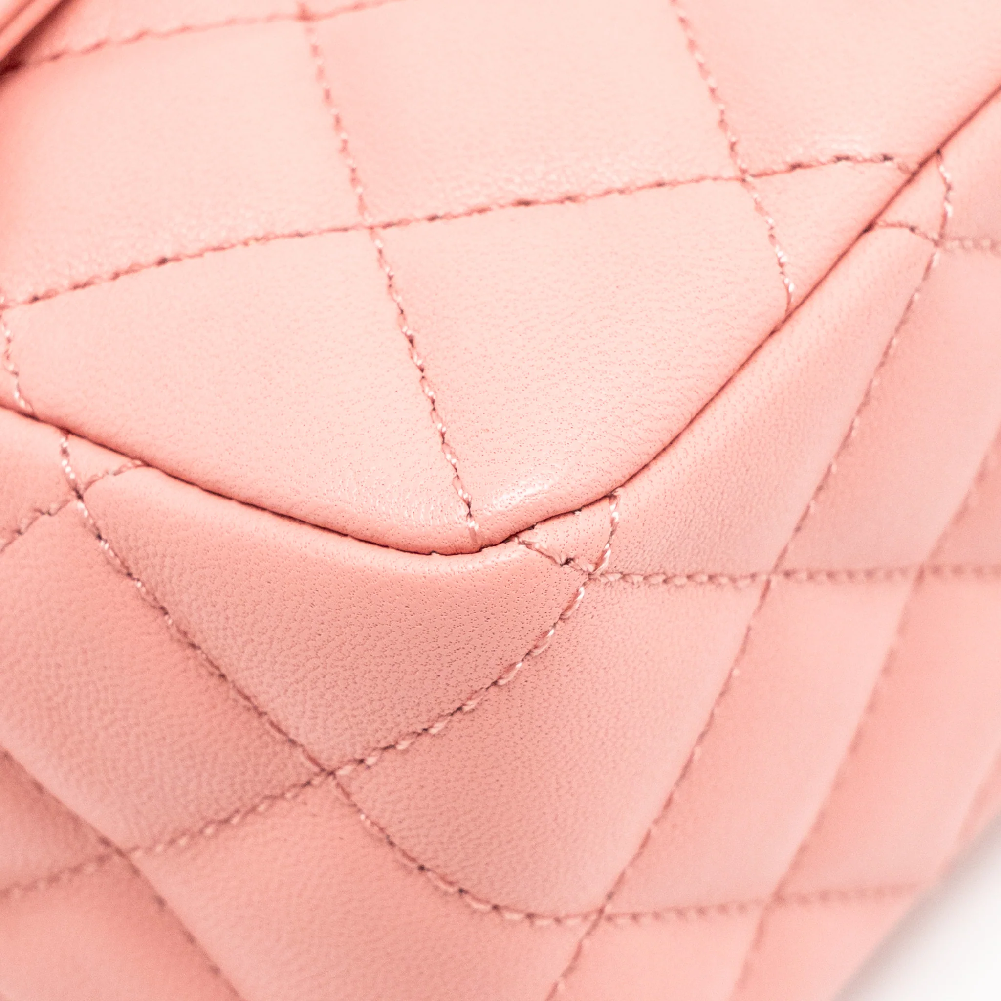 Chanel 23k detail top handle flap bag Lambskin pink GHW (microchip) - Image 8