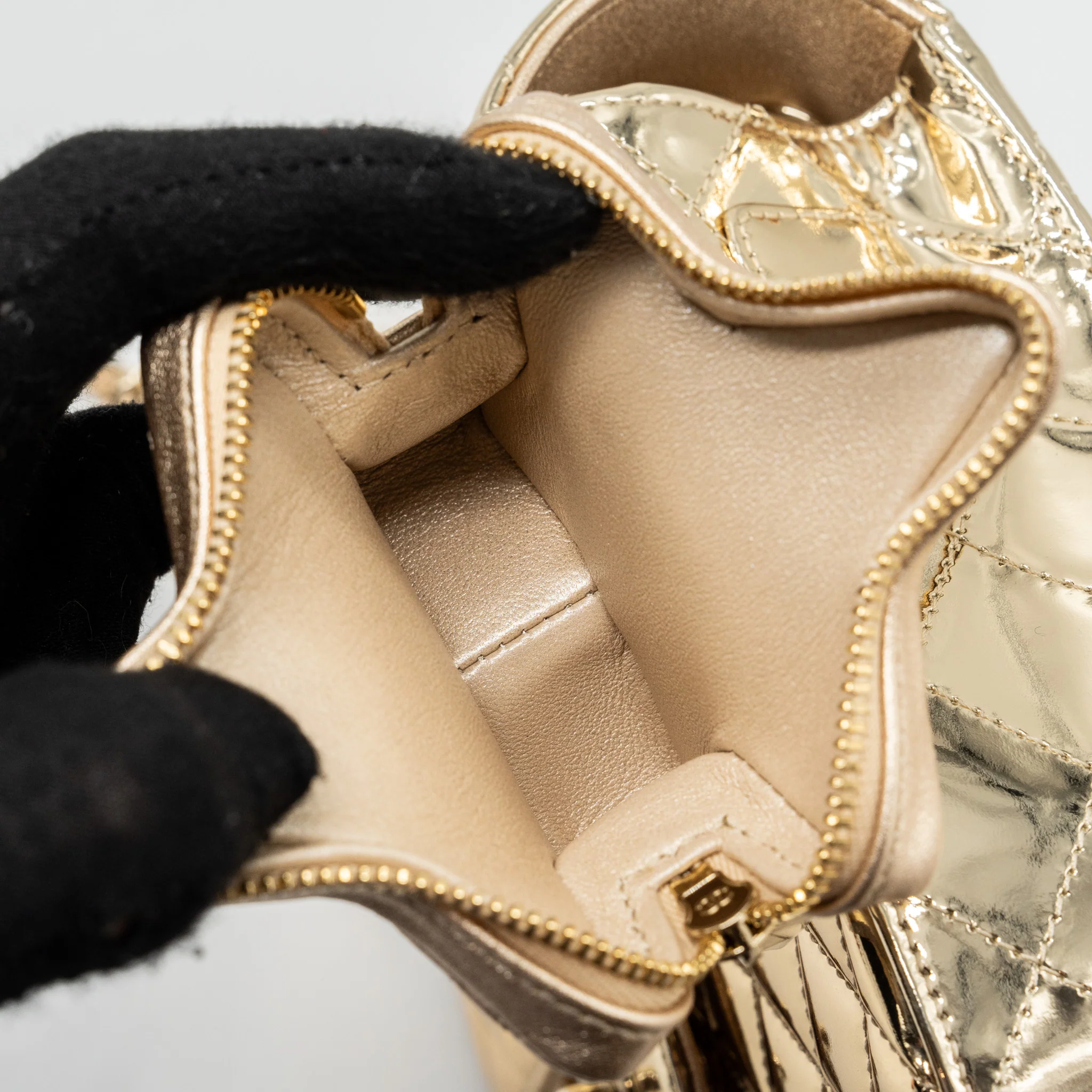 Chanel 24c Backpack With Star Patent Gold LGHW (microchip) - Image 12
