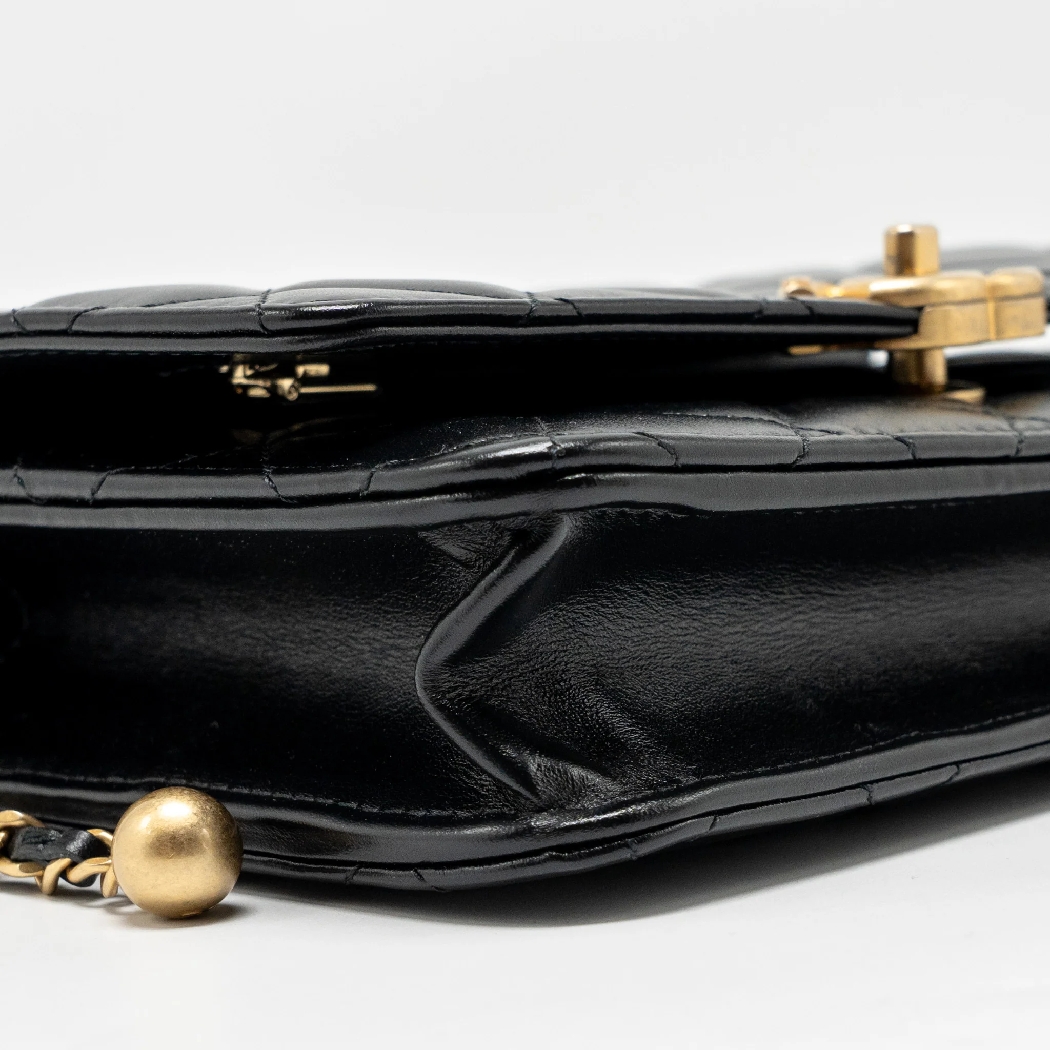 Chanel 24c Gold Crush Wallet On Chain Calfskin Black GHW(microchip) - Image 6