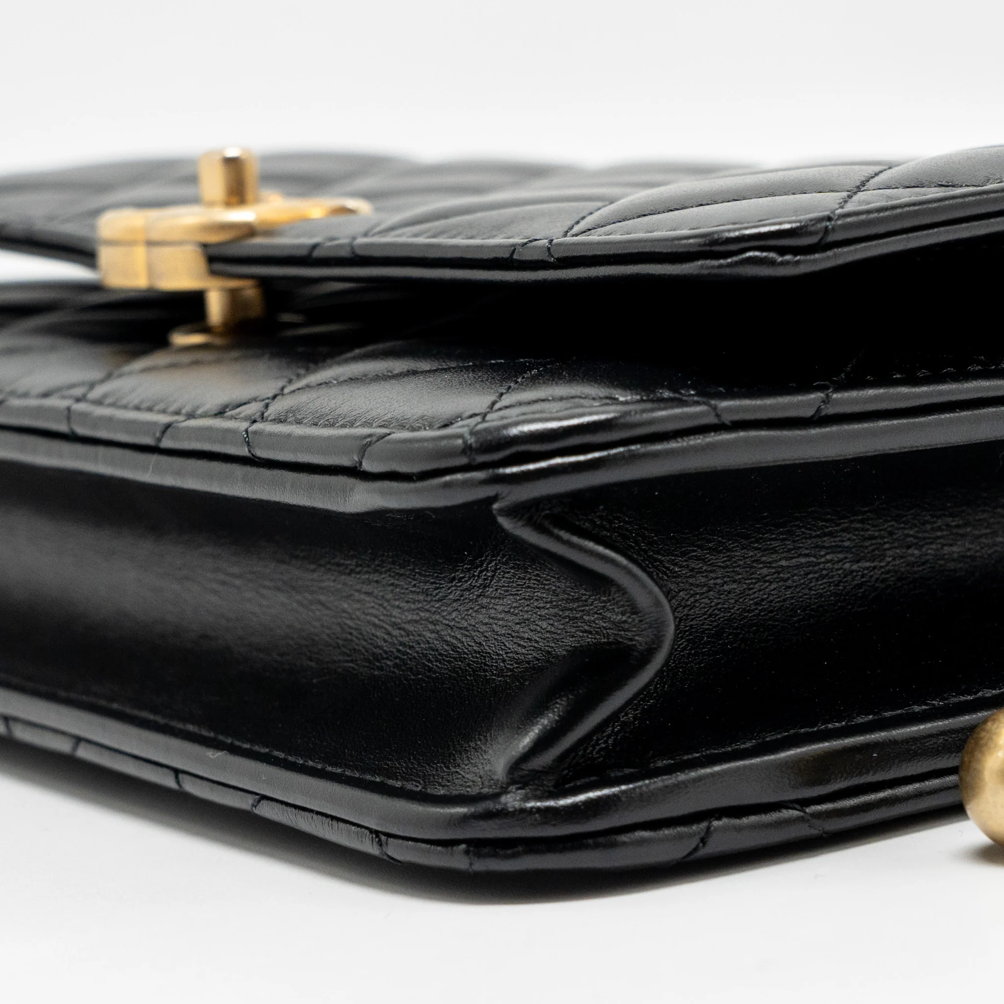 Chanel 24c Gold Crush Wallet On Chain Calfskin Black GHW(microchip) - Image 7