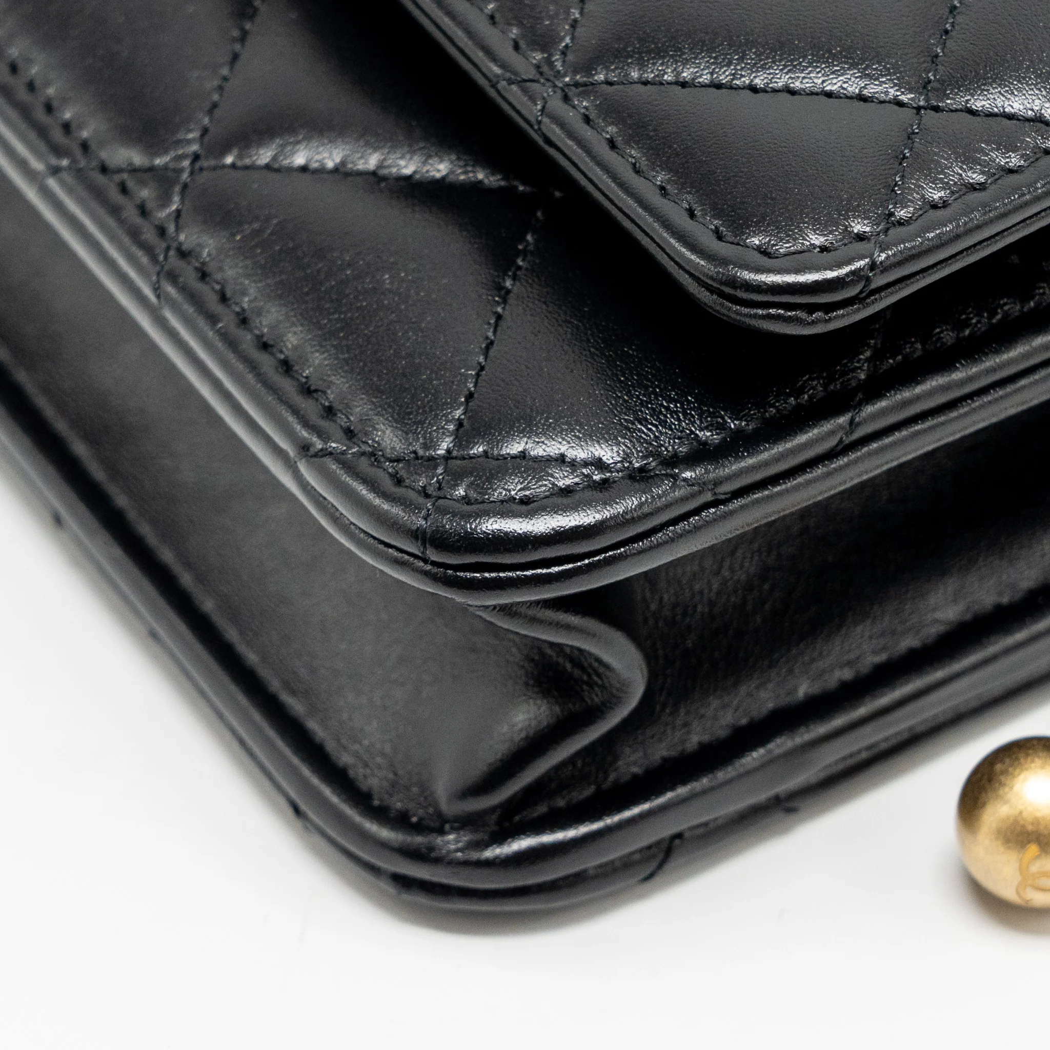Chanel 24c Gold Crush Wallet On Chain Calfskin Black GHW(microchip) - Image 8