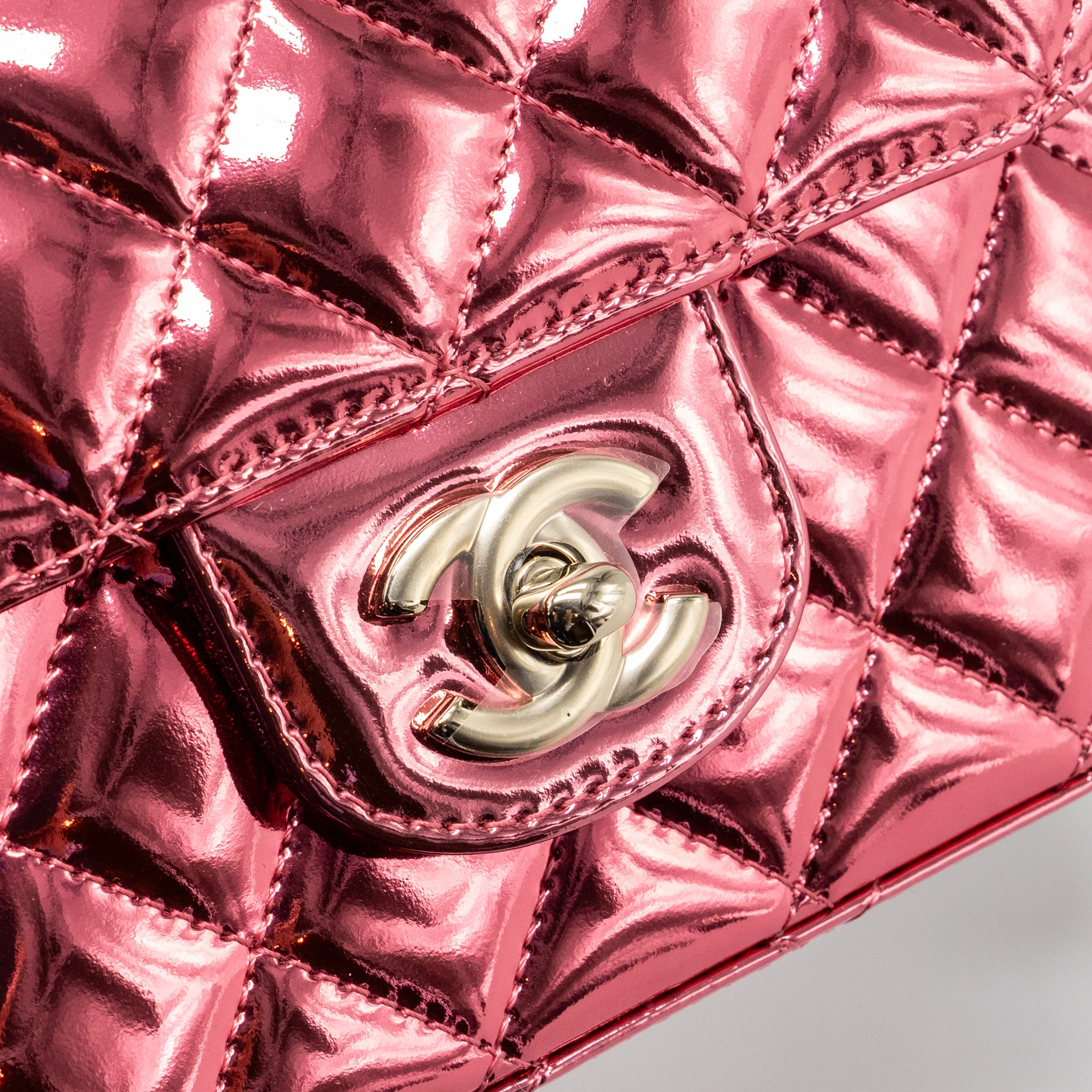 Chanel 24C Mini Flap Bag with Star Coin Purse Patent/Calfskin Metallic Pink LGHW (Microchip) - Image 8
