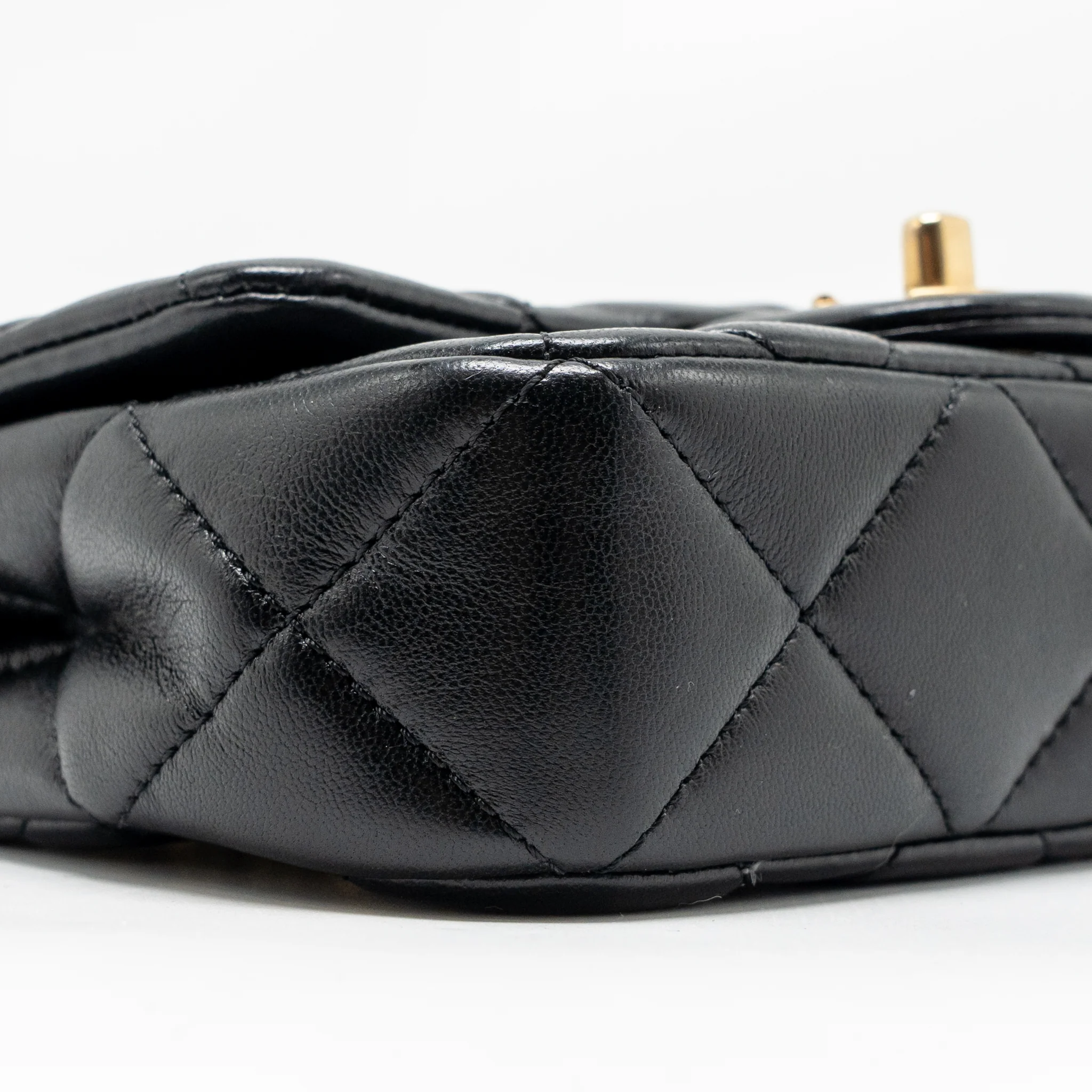 Chanel 24s Pearl Adjustable Chain Mini Flap Bag Lambskin Black GHW (microchip) - Image 6