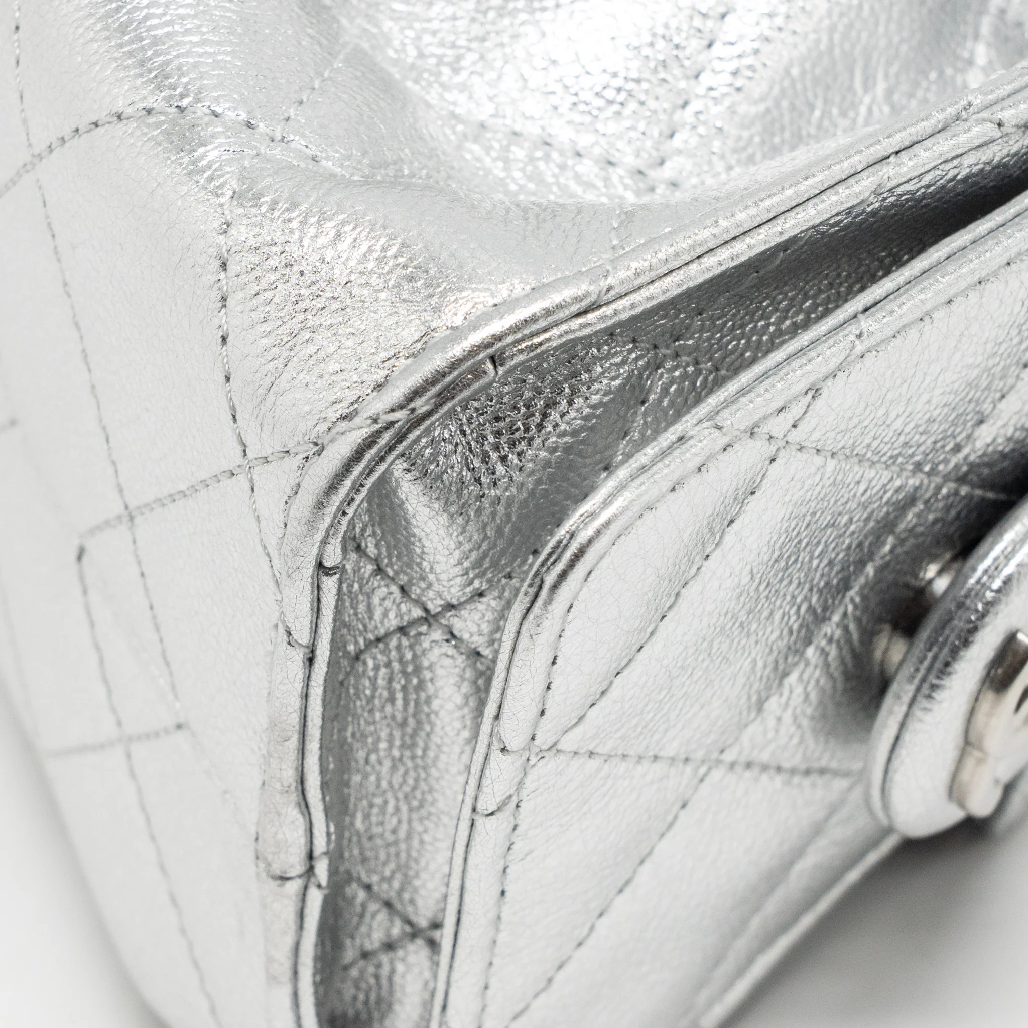 Chanel Mini 25 Bag Metallic Grained Calfskin Silver SHW (Microchip) - Image 10
