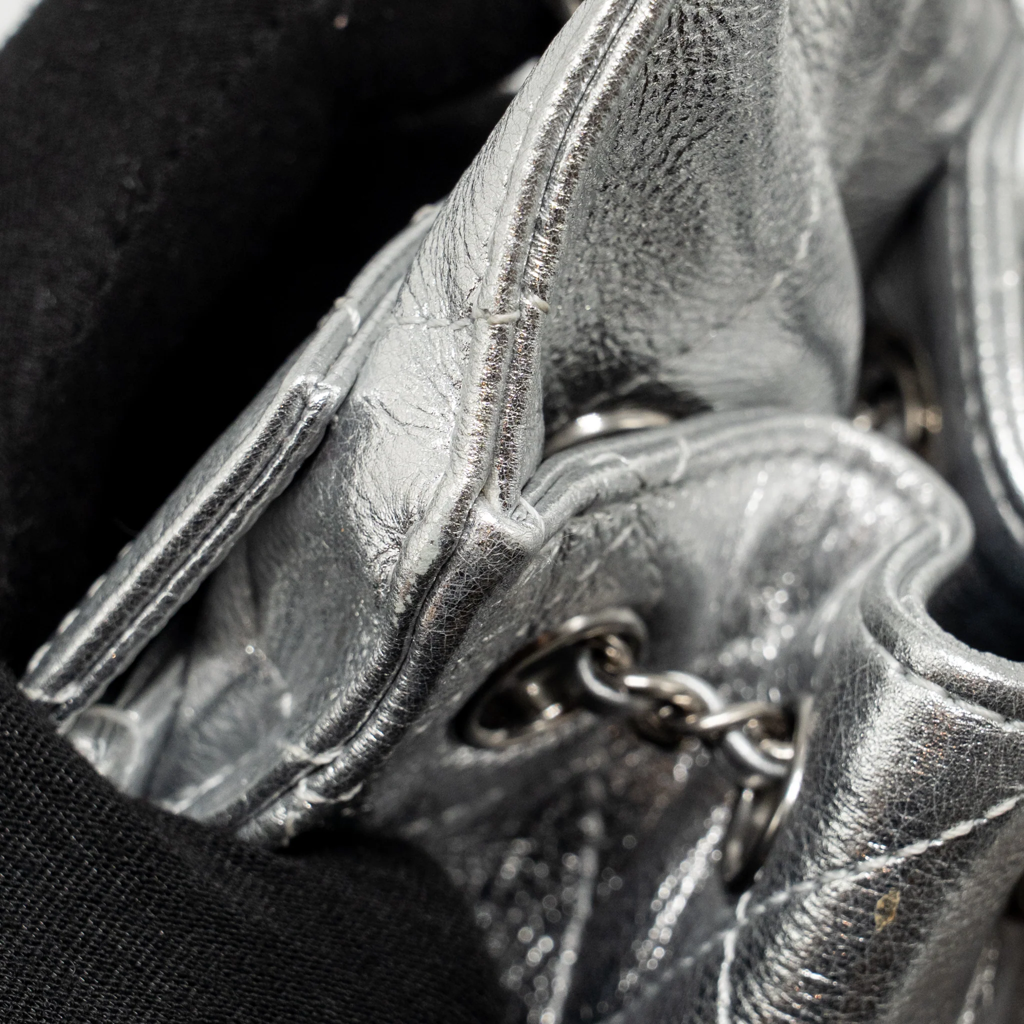 Chanel Mini 25 Bag Metallic Grained Calfskin Silver SHW (Microchip) - Image 14
