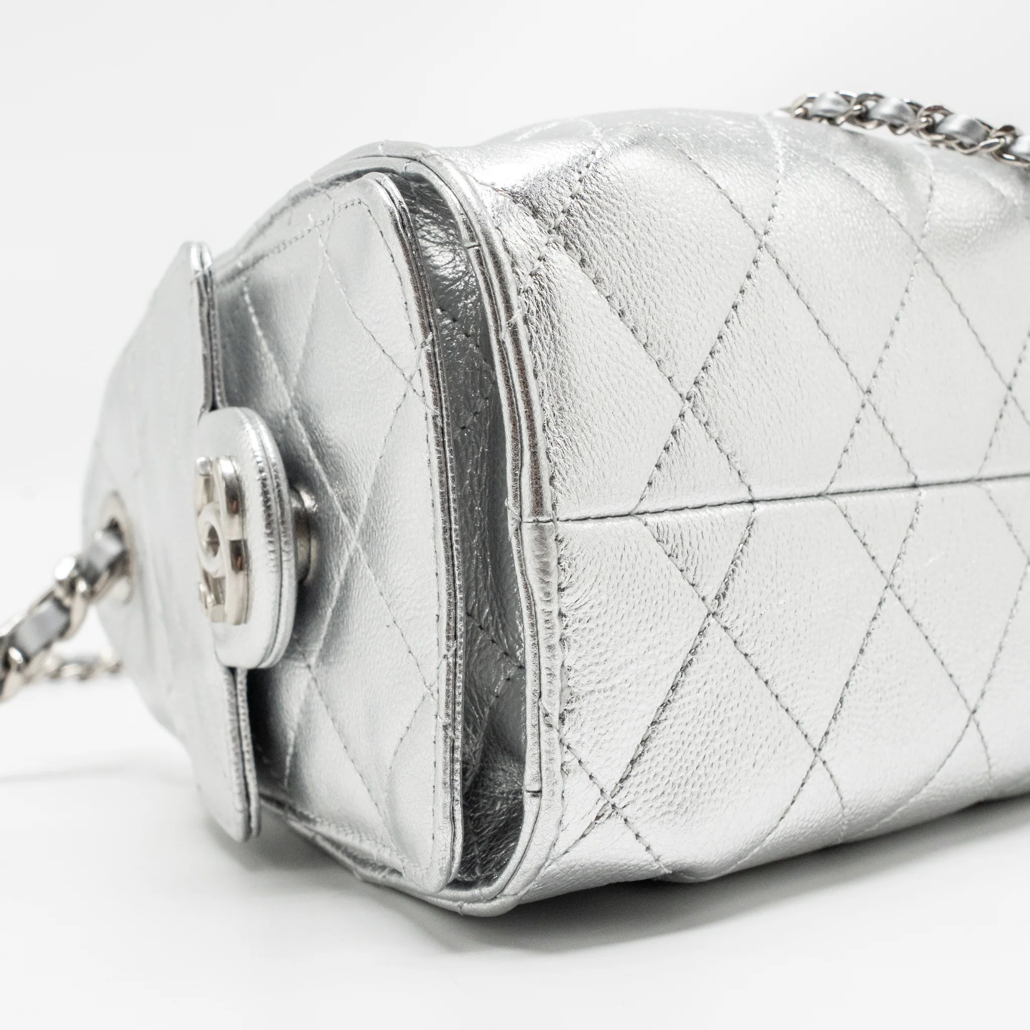 Chanel Mini 25 Bag Metallic Grained Calfskin Silver SHW (Microchip) - Image 7