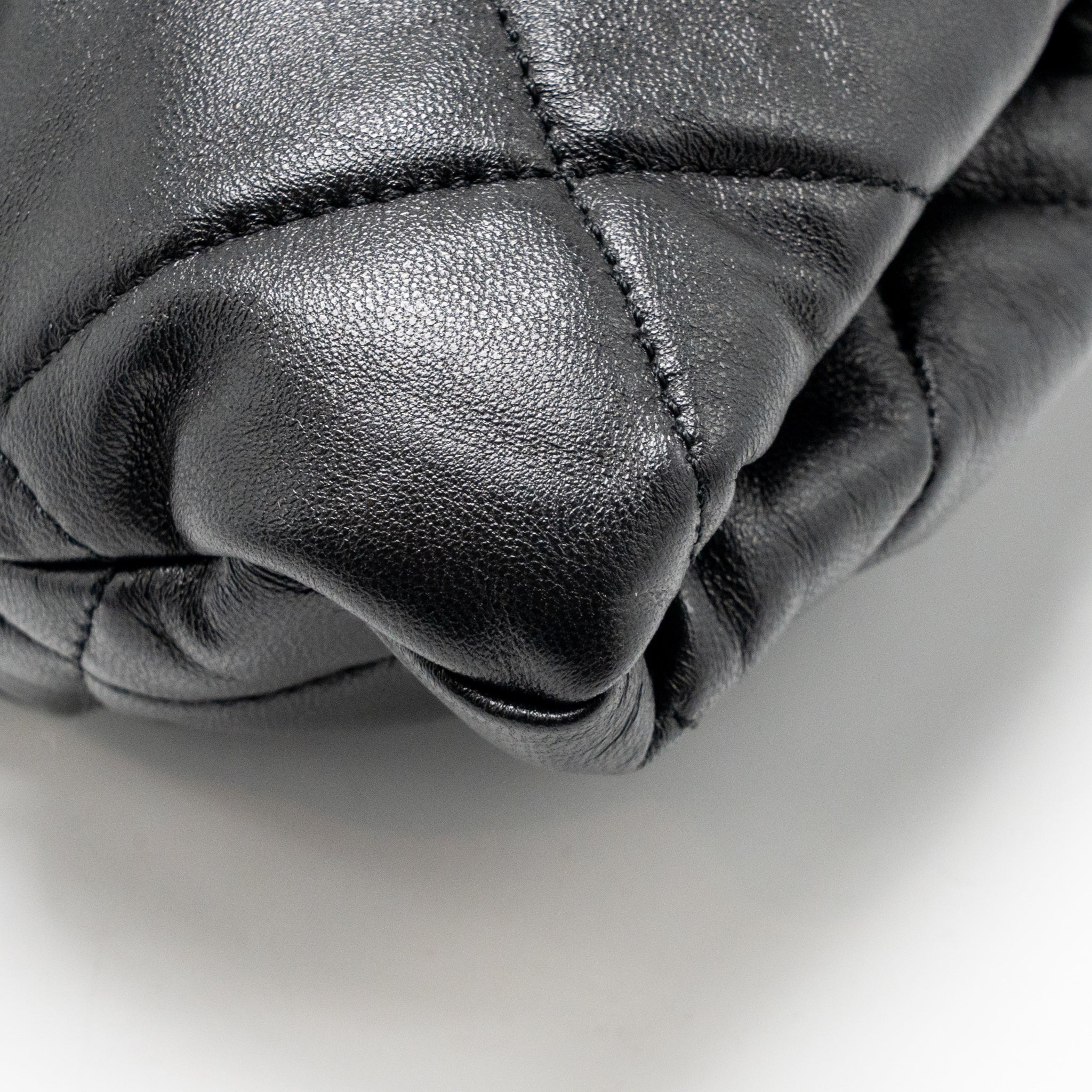 Chanel 25k Medium Bow Bag Lambskin Black GHW (microchip) - Image 11