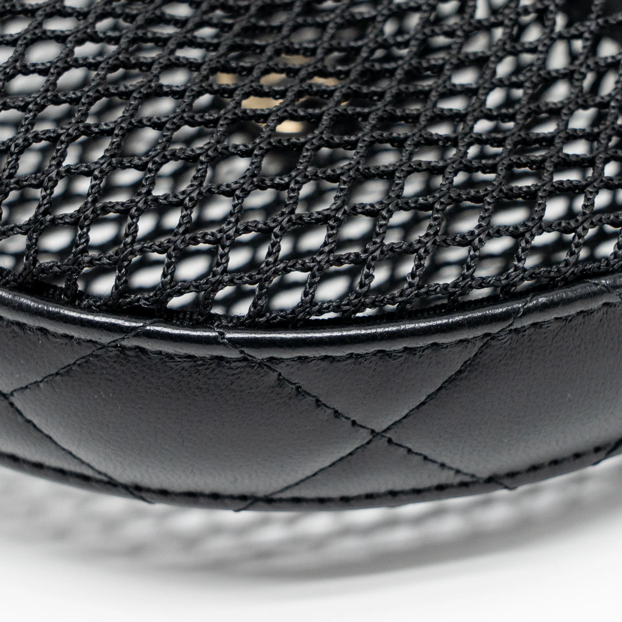 Chanel 25S half moon clutch mesh/ lambskin black LGHW (microchip) - Image 9