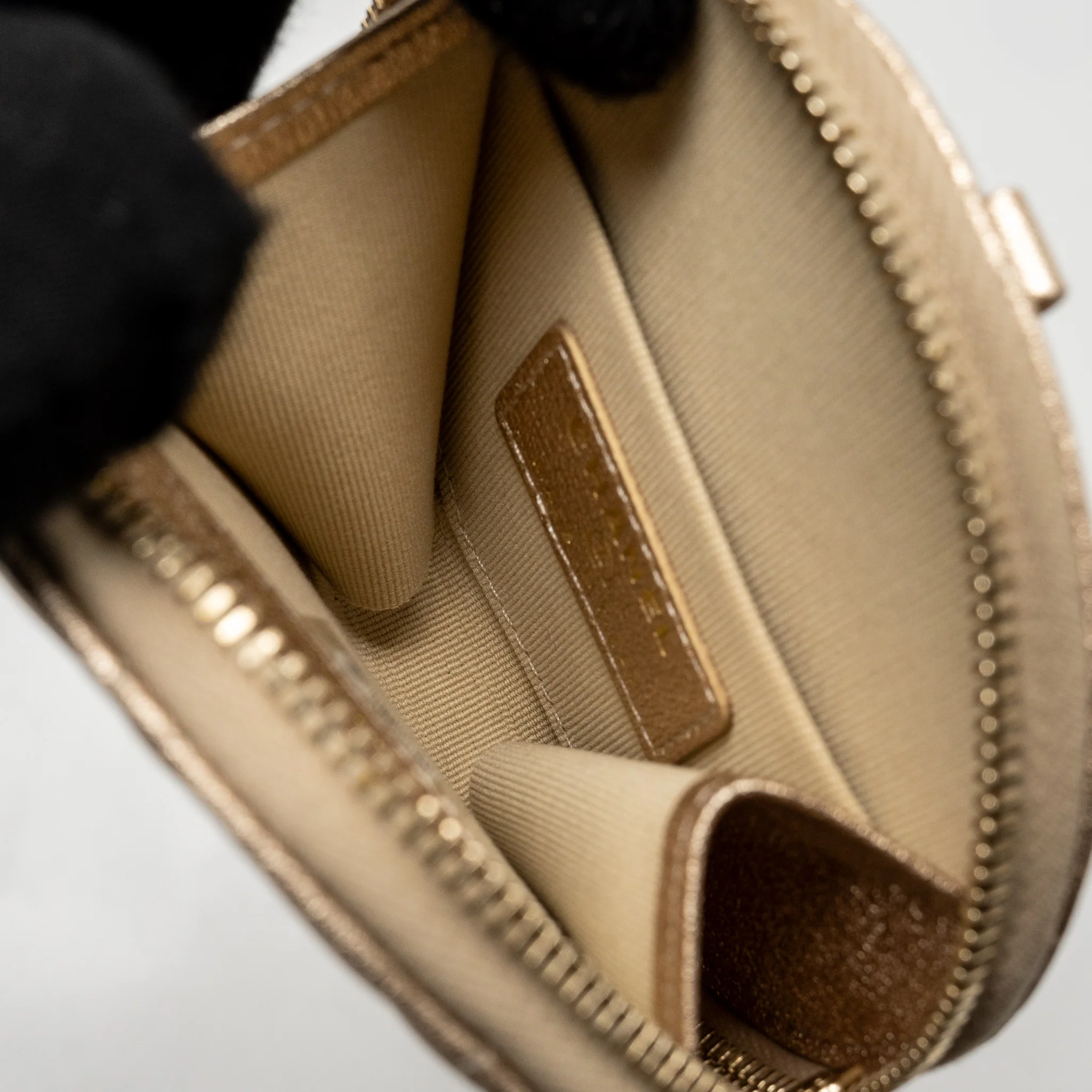 Chanel 25C Coin Pouch and AirPods Case Metallic Lambskin Gold GHW (Microchip) - Image 3