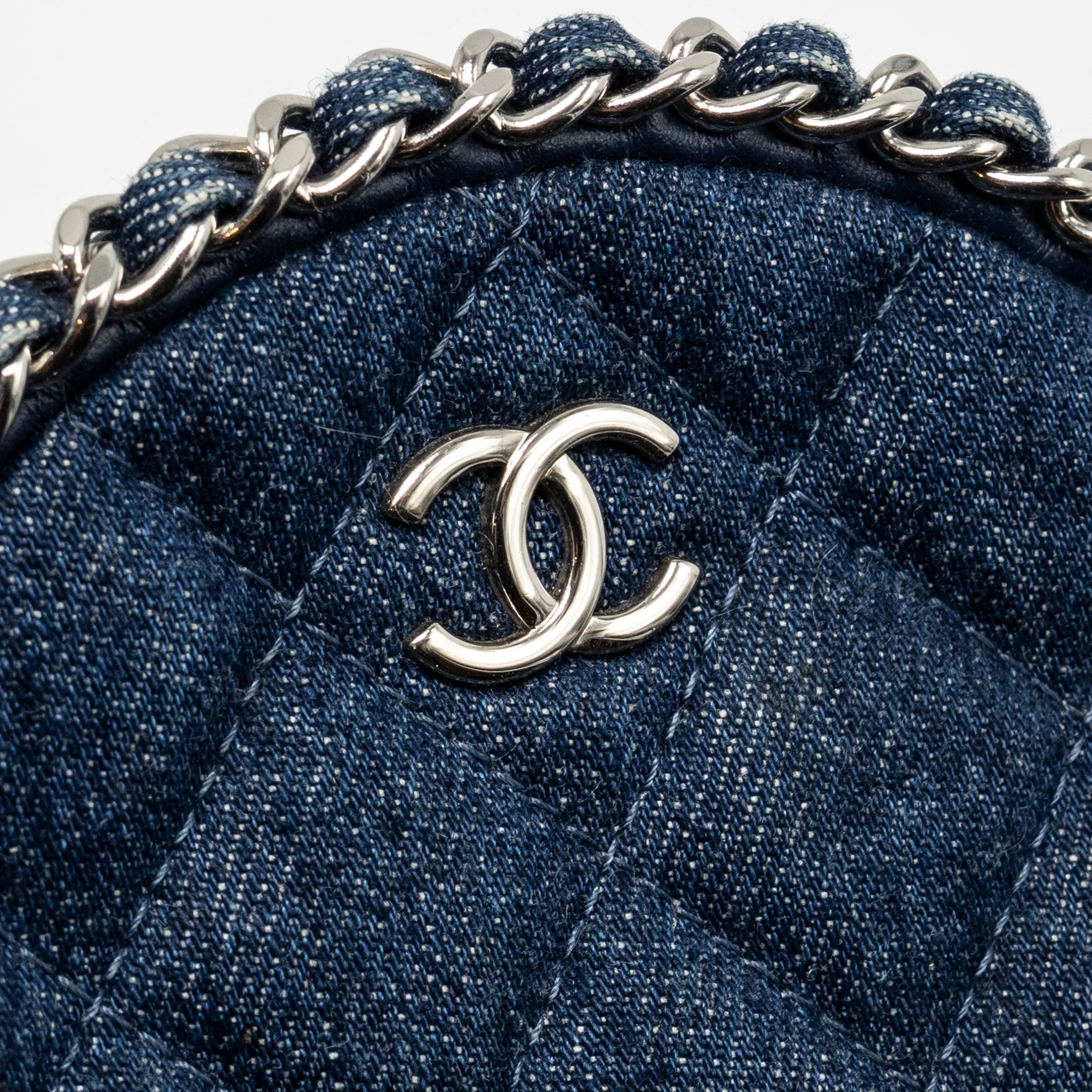 Chanel CC Quilted Round Clutch with Chain Denim Dark Blue SHW - Image 12