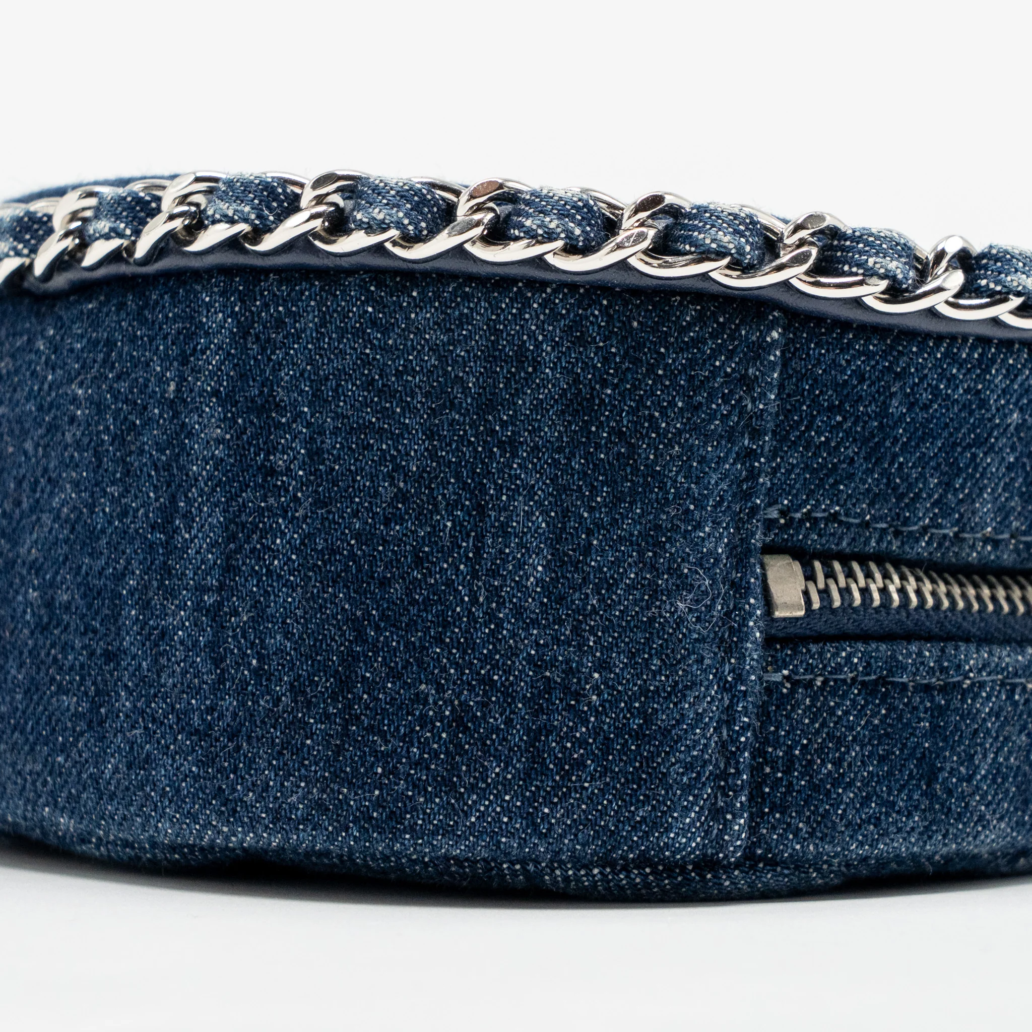Chanel CC Quilted Round Clutch with Chain Denim Dark Blue SHW - Image 7