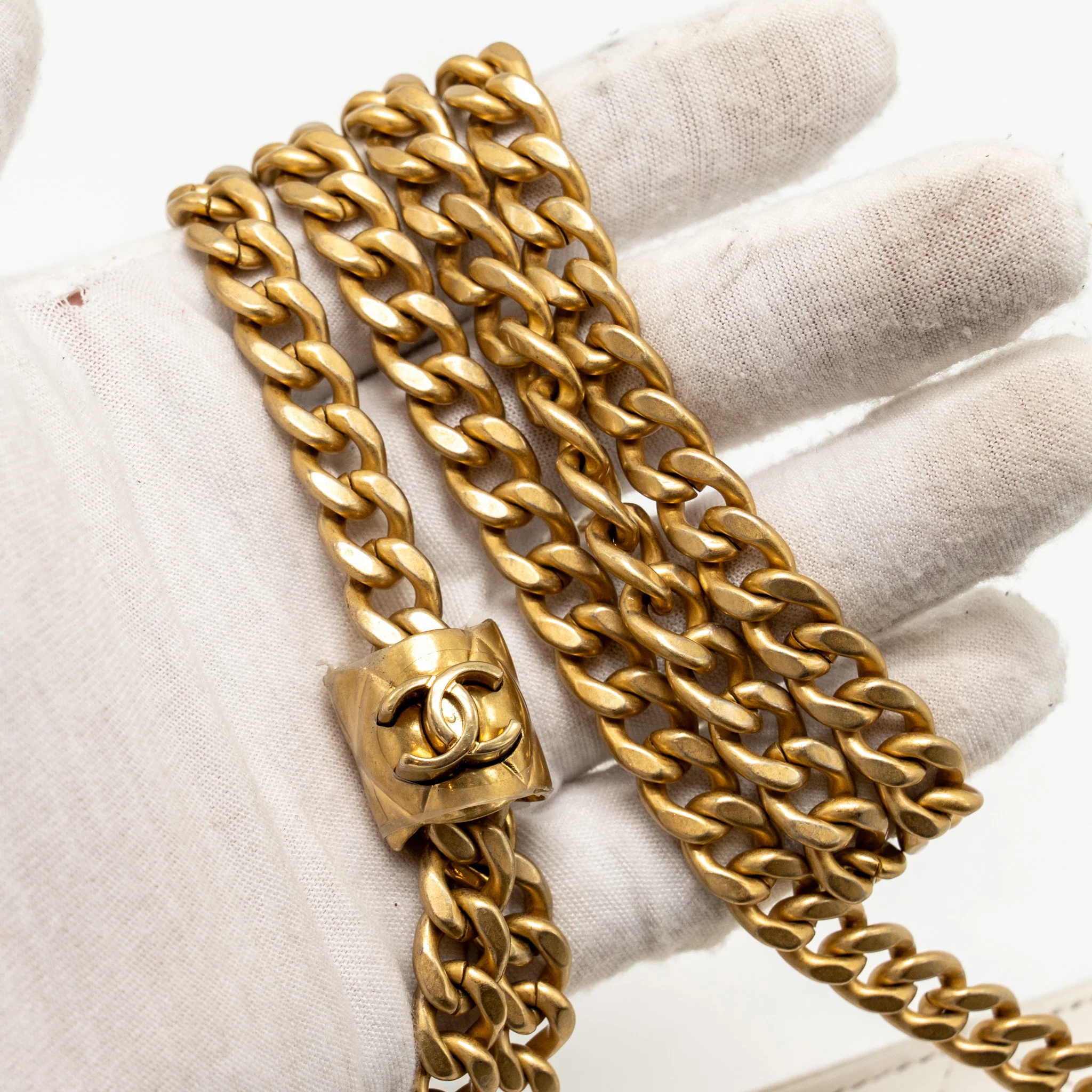 Chanel Gold Pillar Adjustable Chain Long Vanity Lambskin White GHW (Microchip) - Image 18