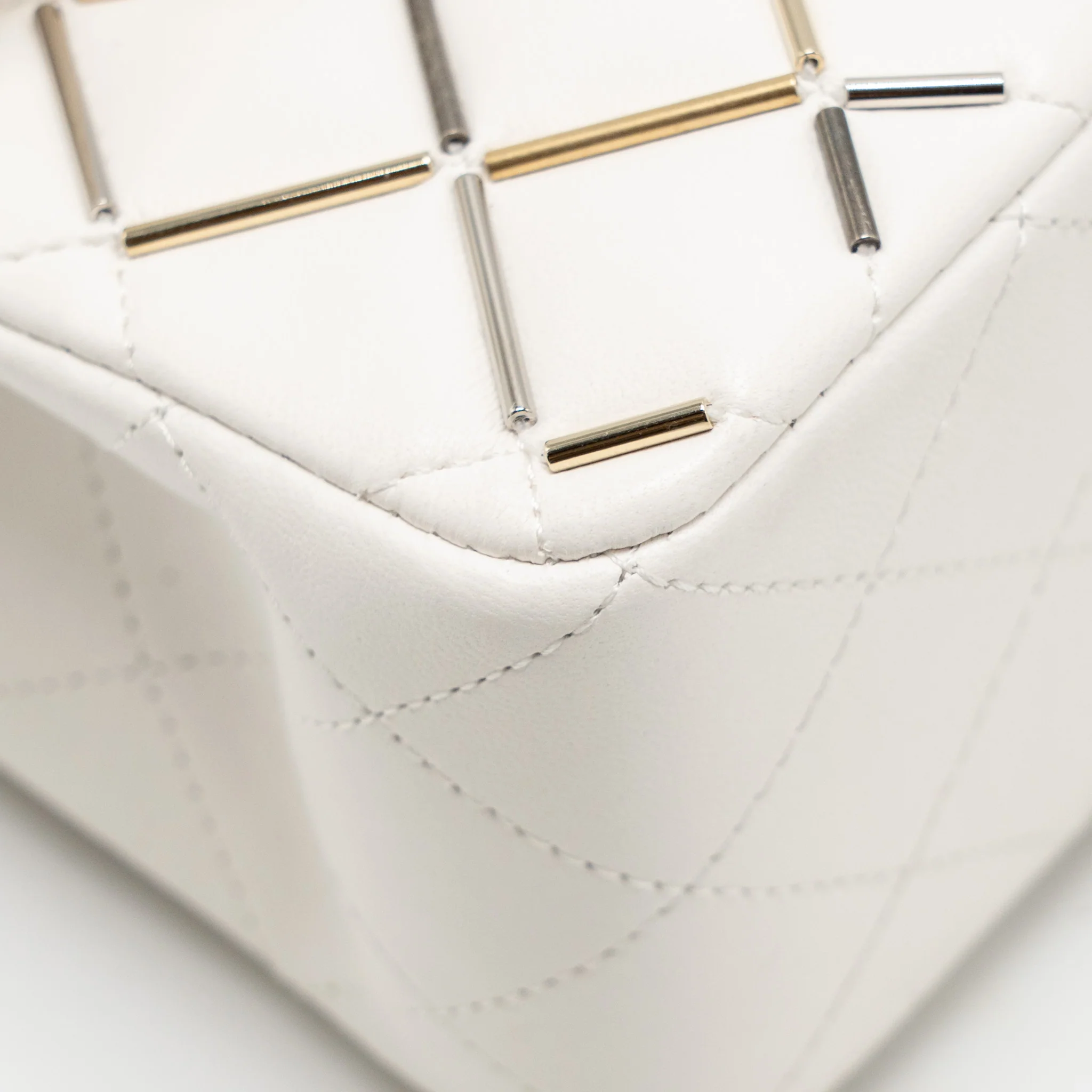 Chanel Bicolor Metal Small Classic Double Flap Bag Lambskin White Mulitcolour Hardware - Image 9