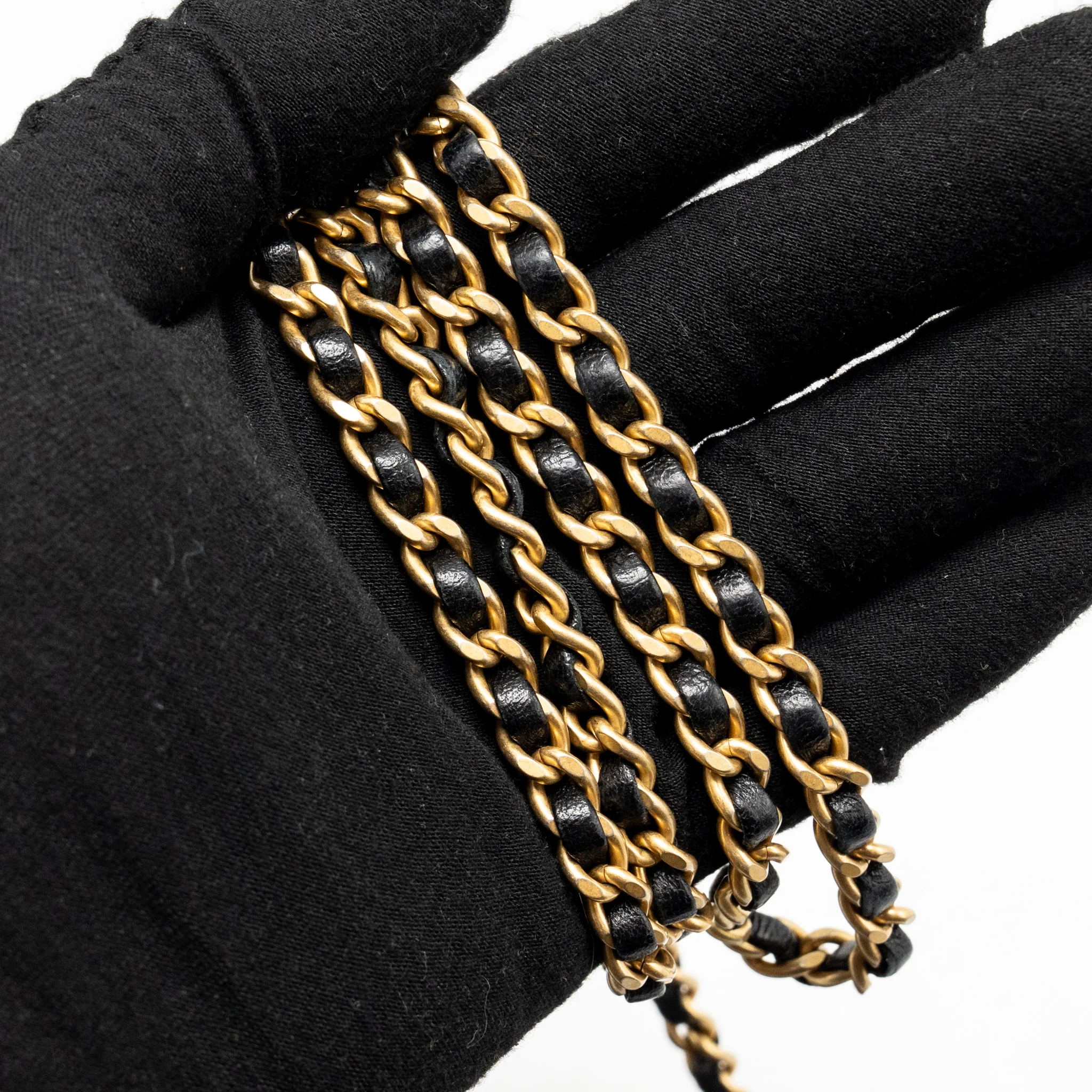 Chanel 22C Detailed CC Flap Bag with Chain Crumpled Lambskin Black GHW (Microchip) - Image 19